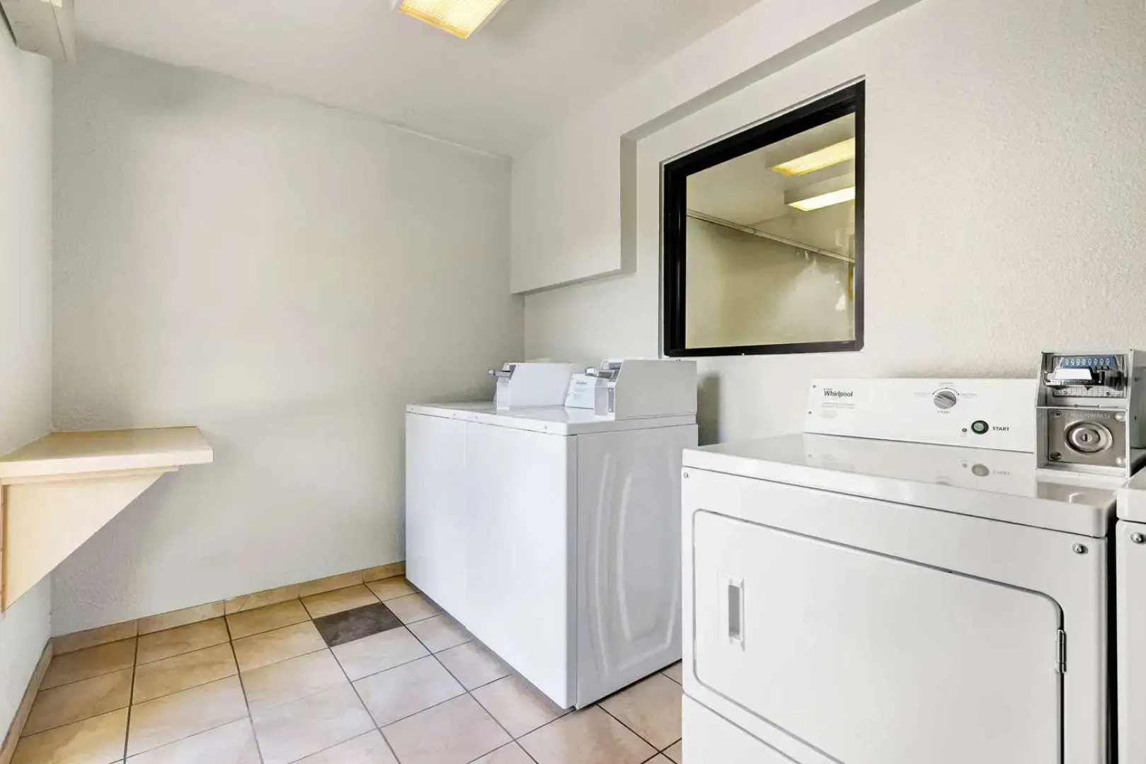 Motel 6 Issaquah, WA - Seattle - East