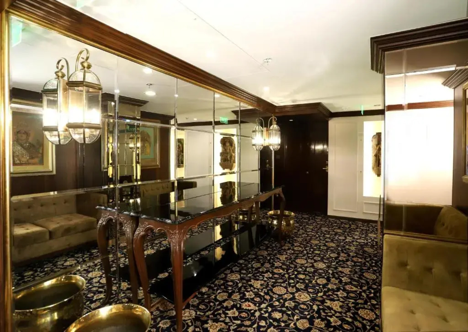 The Ambassador, Mumbai