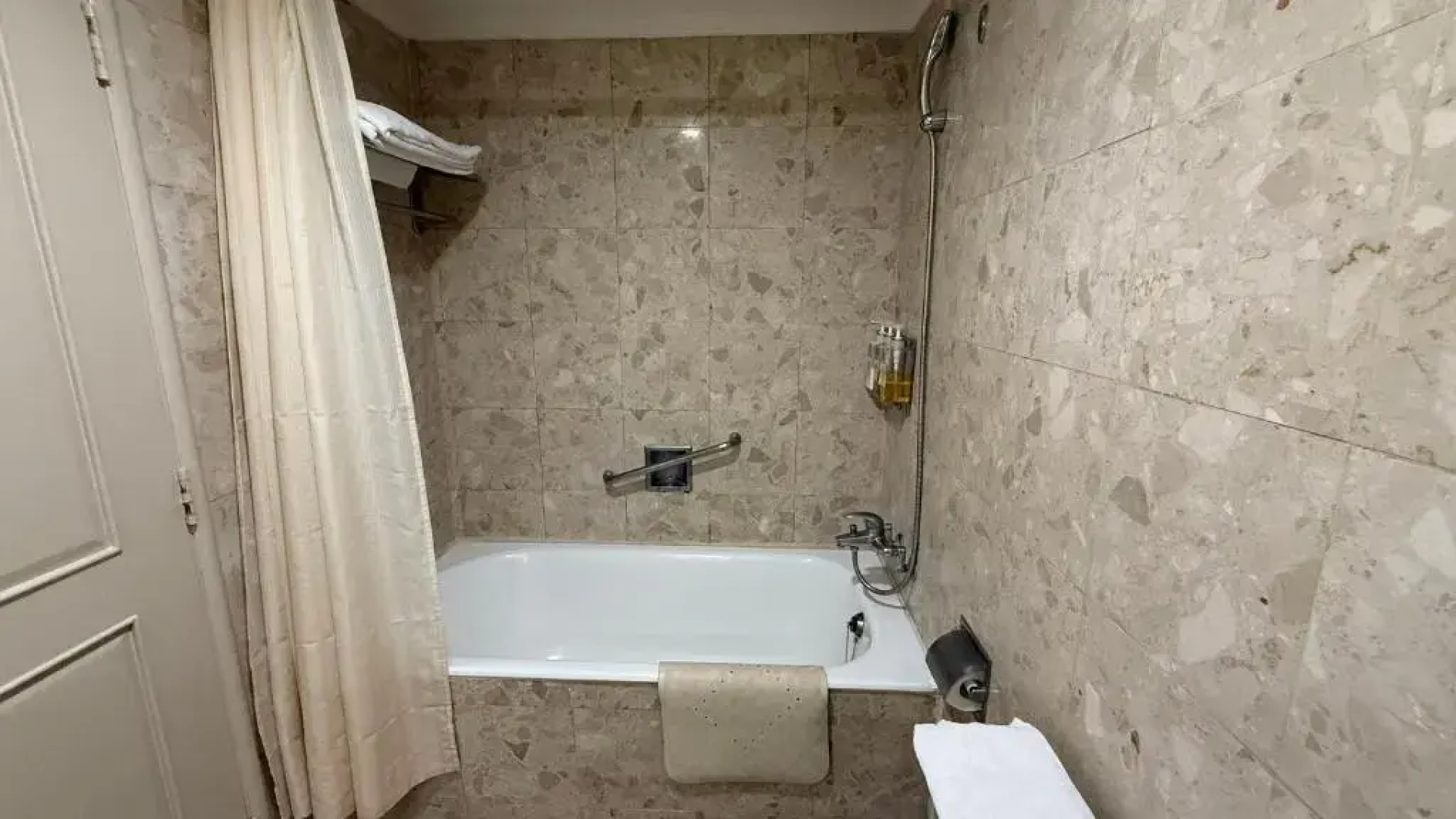 CT Green Bay Hot-Spring Hotel