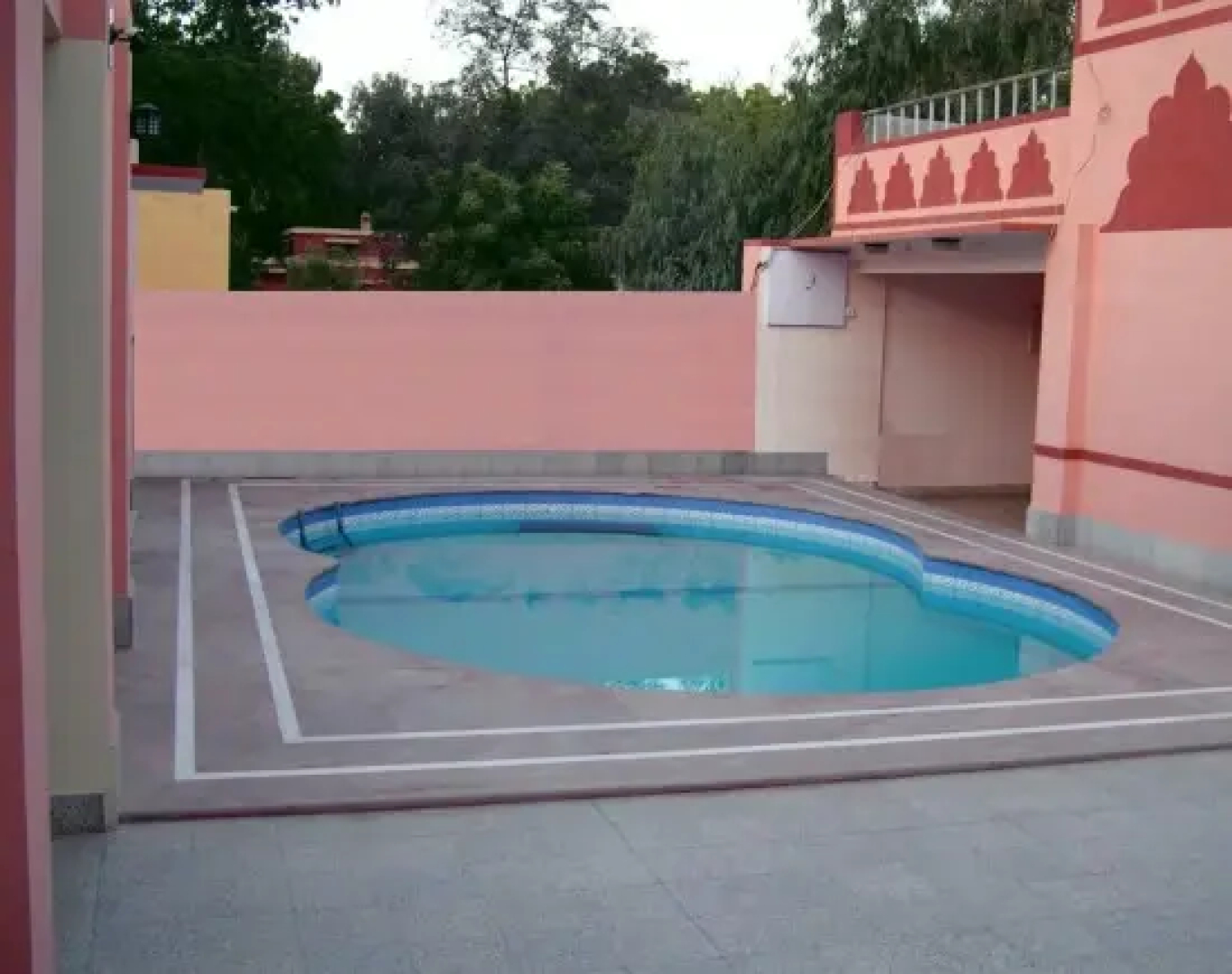 Hotel Padmini Nivas