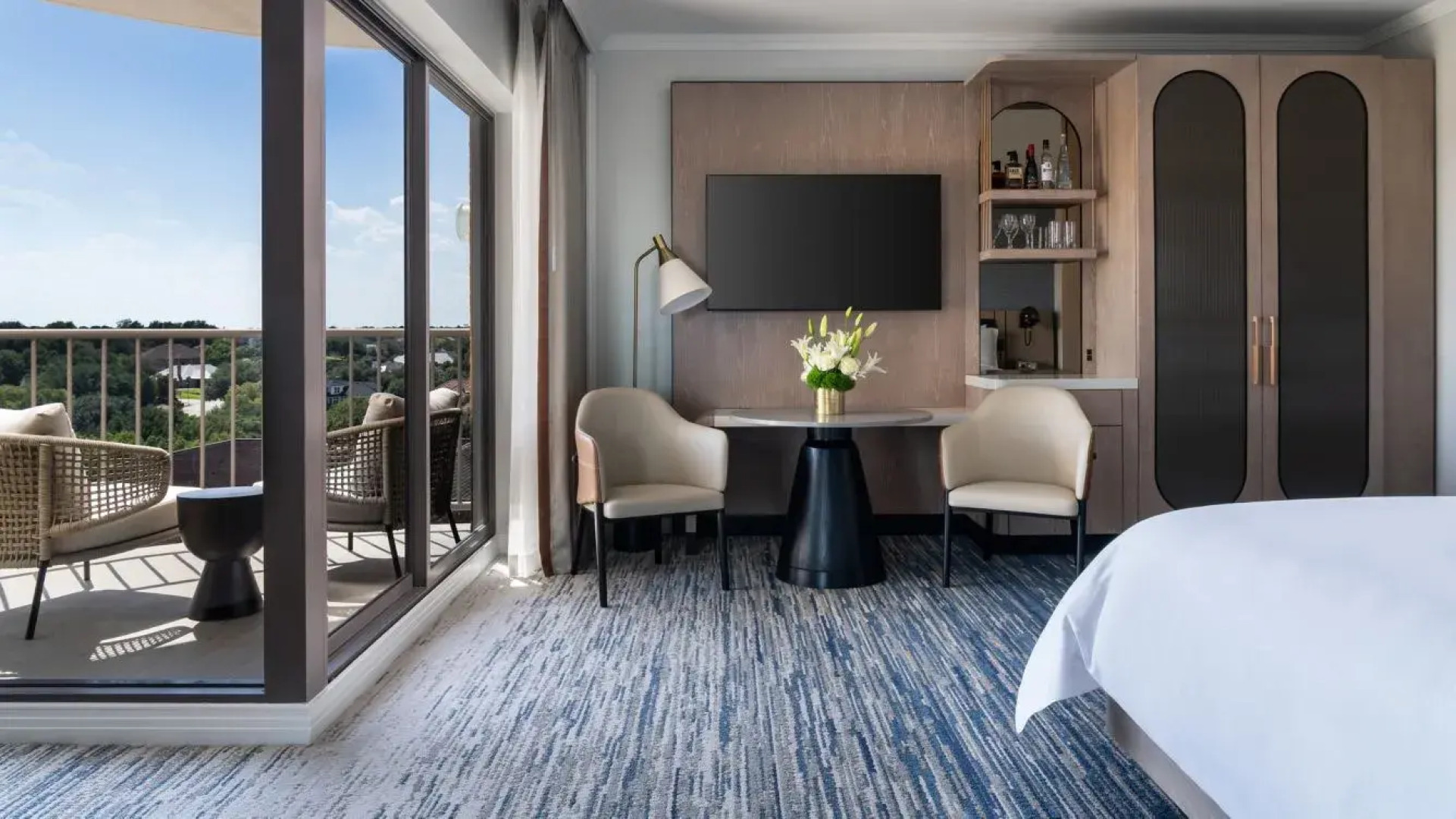 The Ritz-Carlton Dallas, Las Colinas