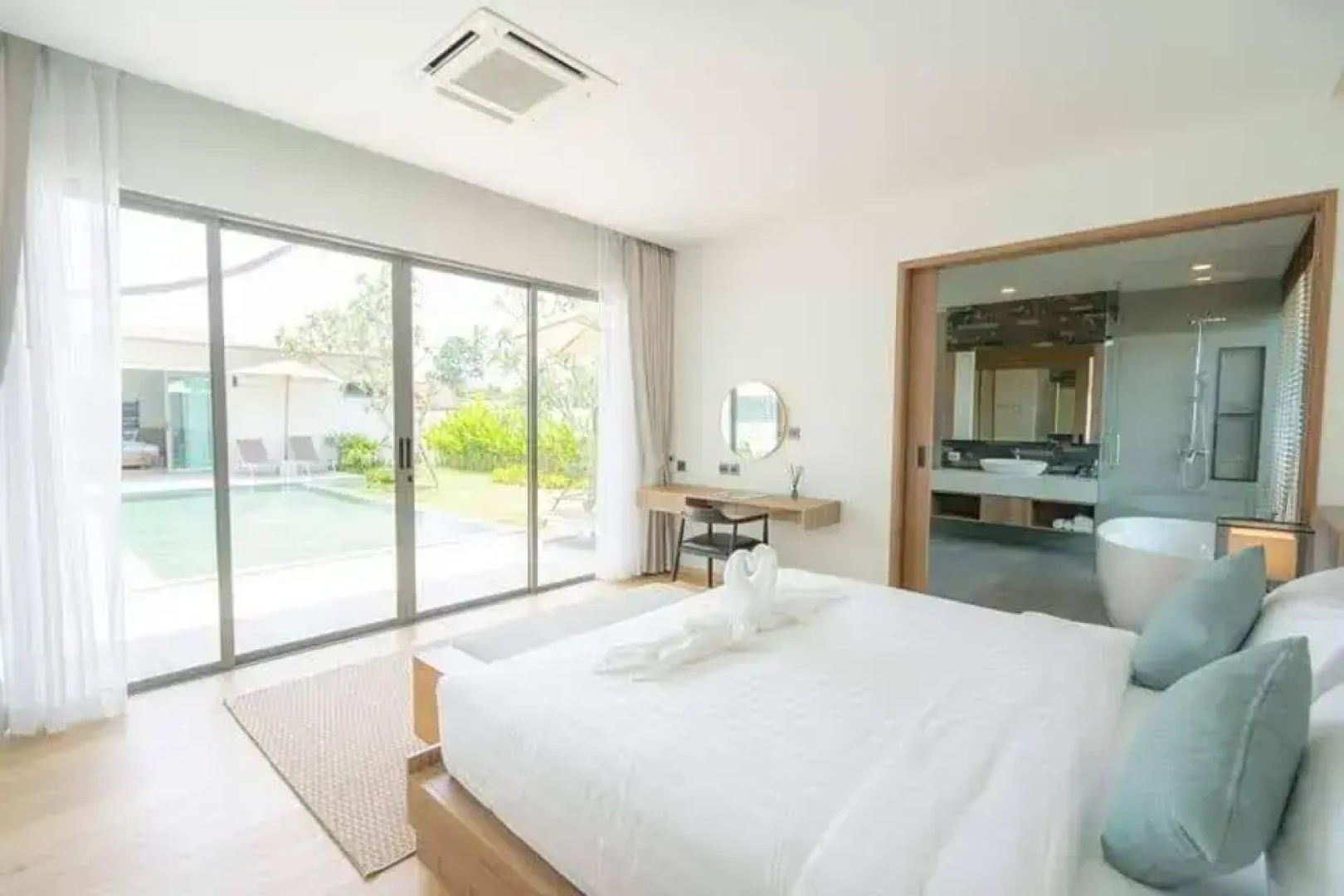 Shambhala Grand Villa - Private Pool Villas by Escape Villas