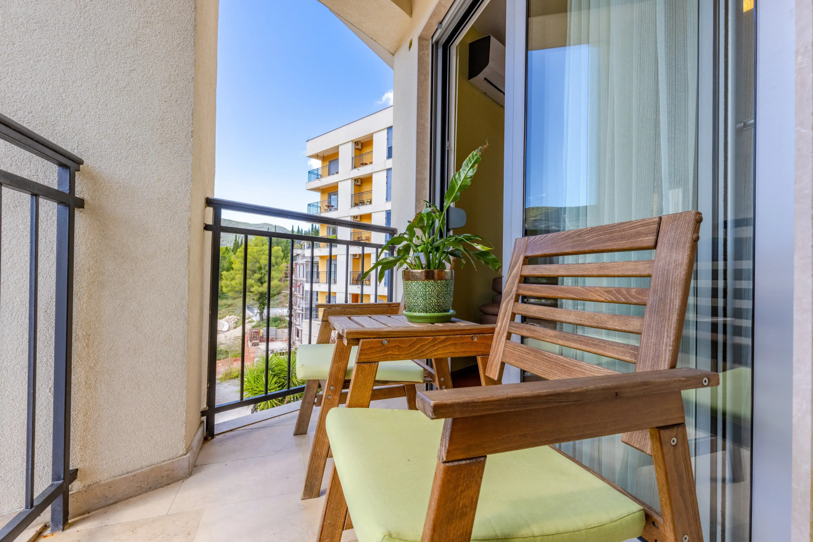 Apart Hotel MS Katunjanin
