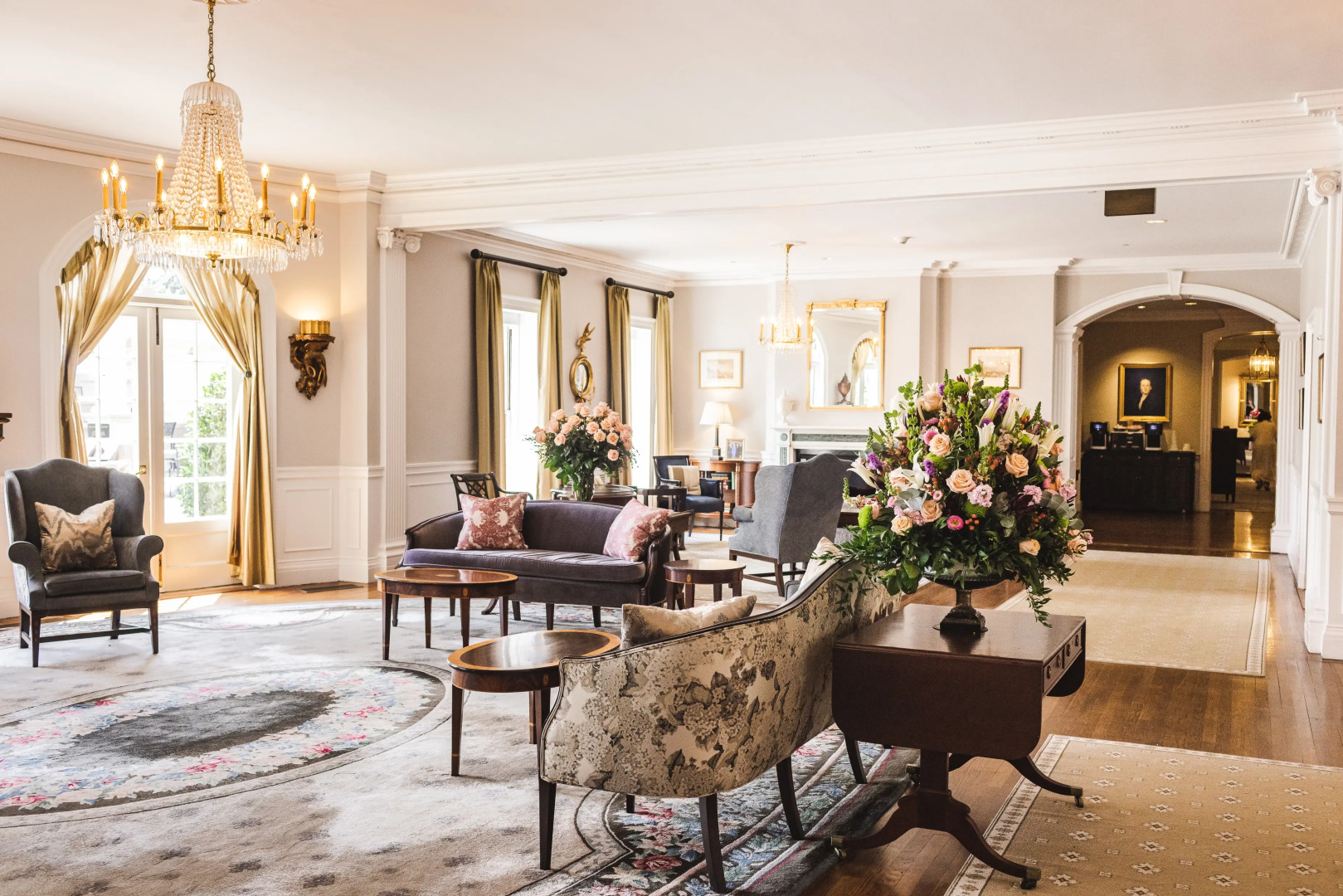 Williamsburg Inn, an official Colonial Williamsburg Hotel