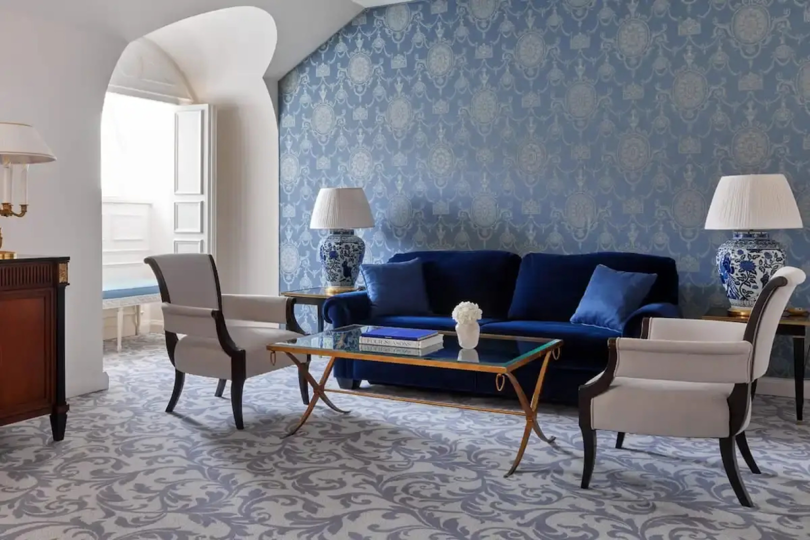 Отель Four Seasons Prague