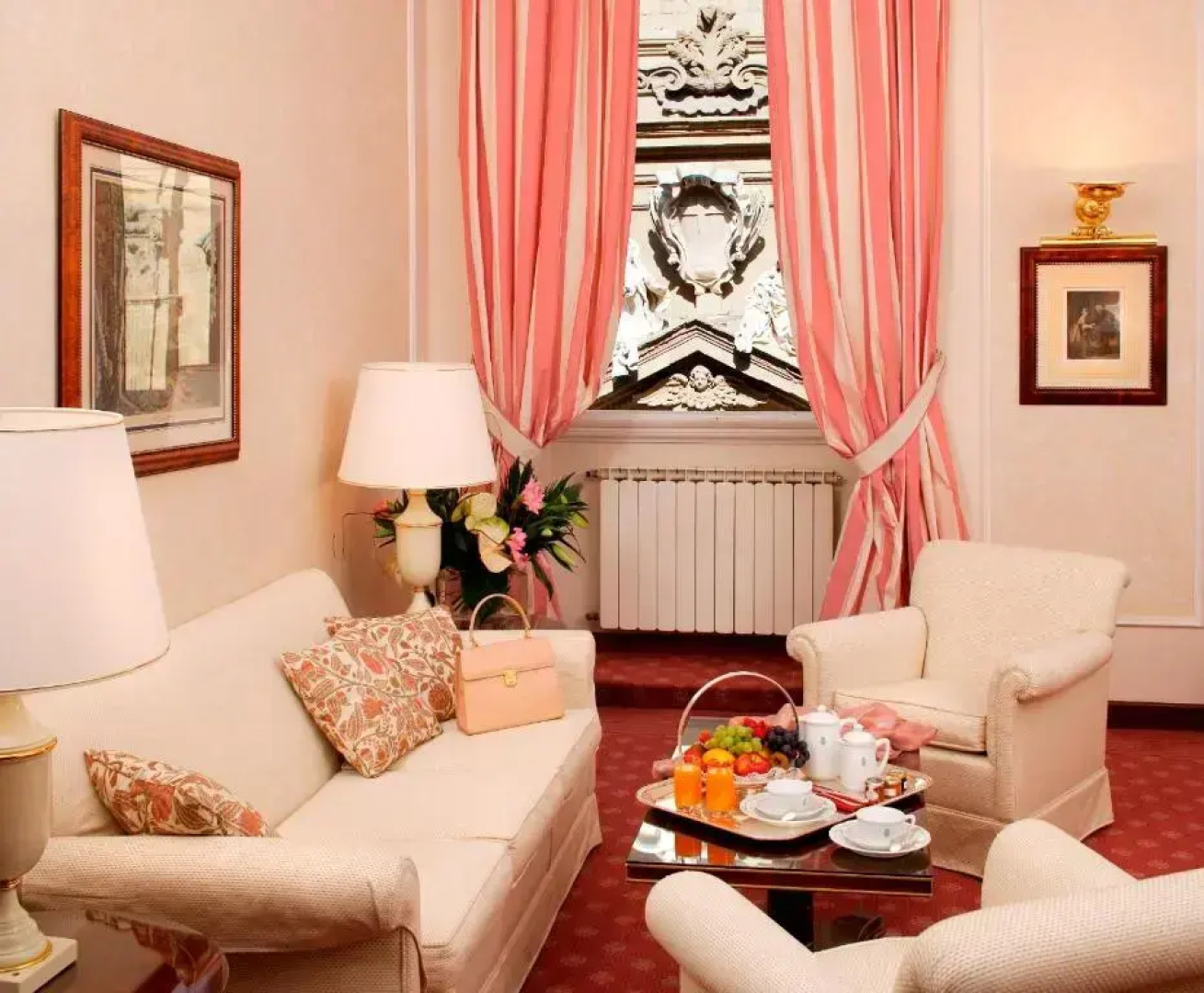 Hotel De La Ville