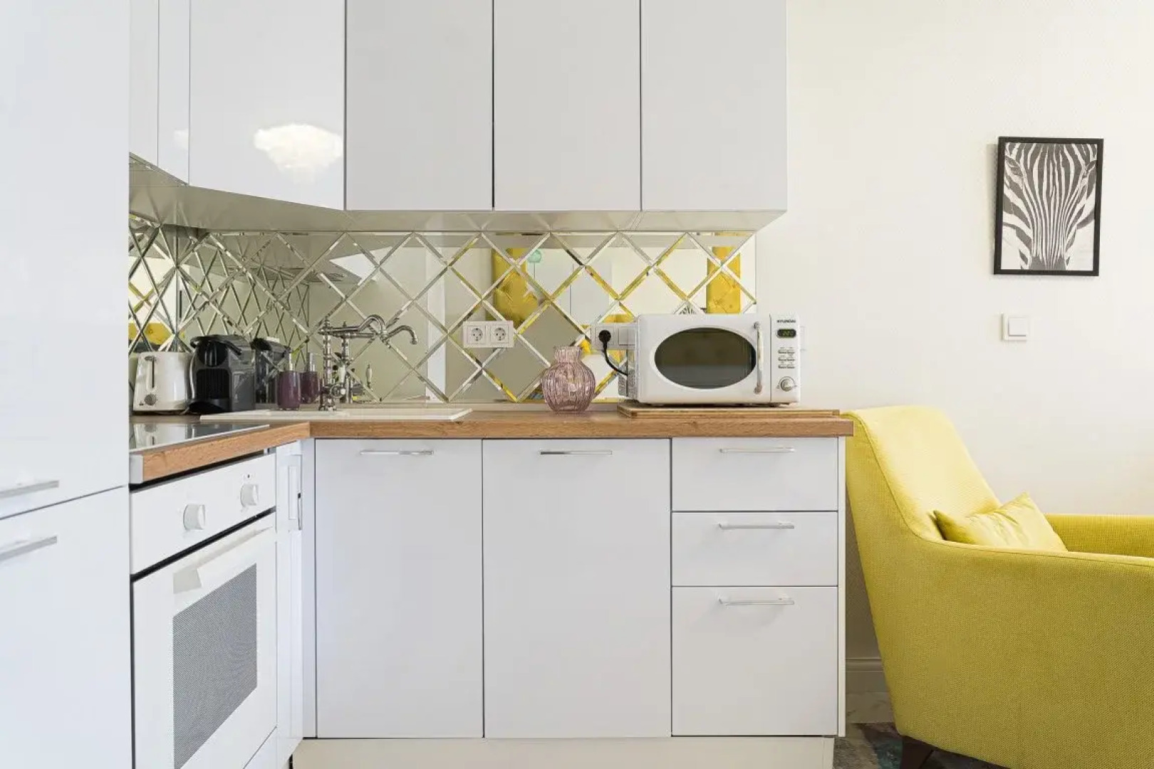 Stilnaya Studiya V Tsentre Sochi Apartments