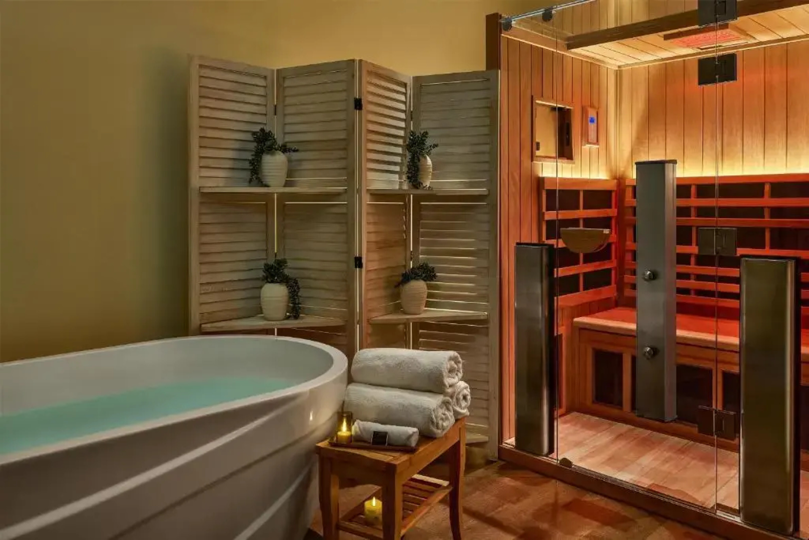 The Highland Dallas, Curio Collection by Hilton
