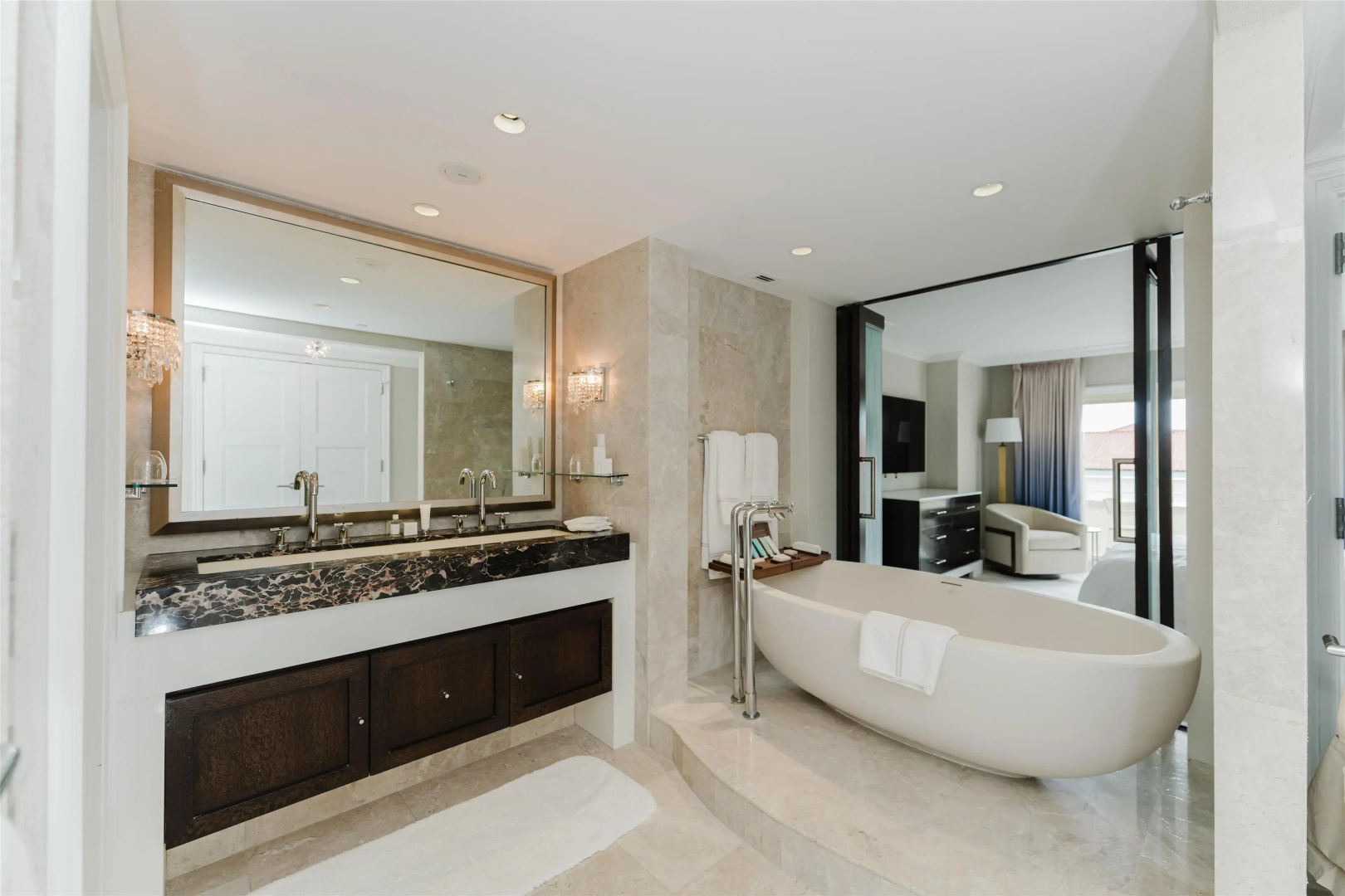 Eau Palm Beach Resort & Spa
