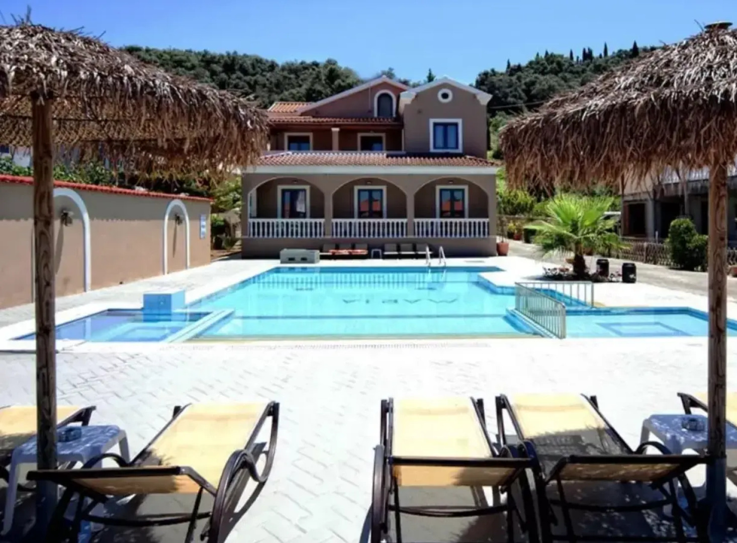 Maria Apartments