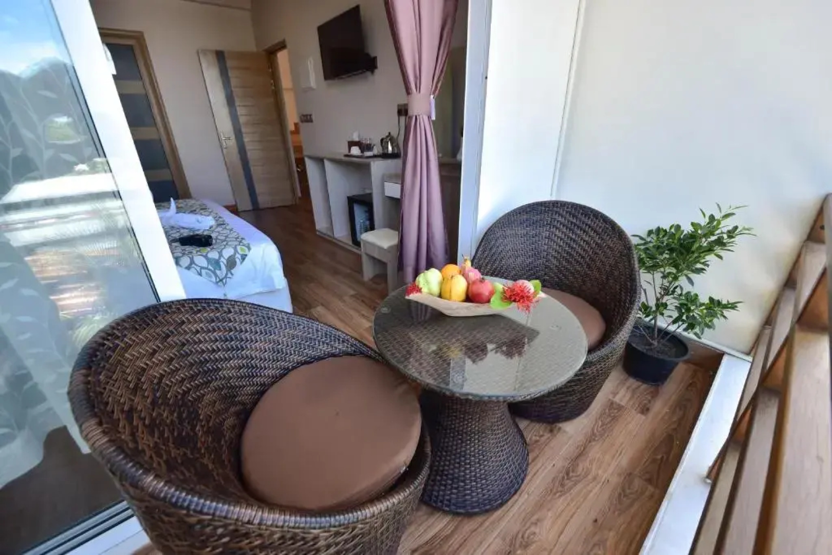 Отель Vilu Thari Inn Maldives