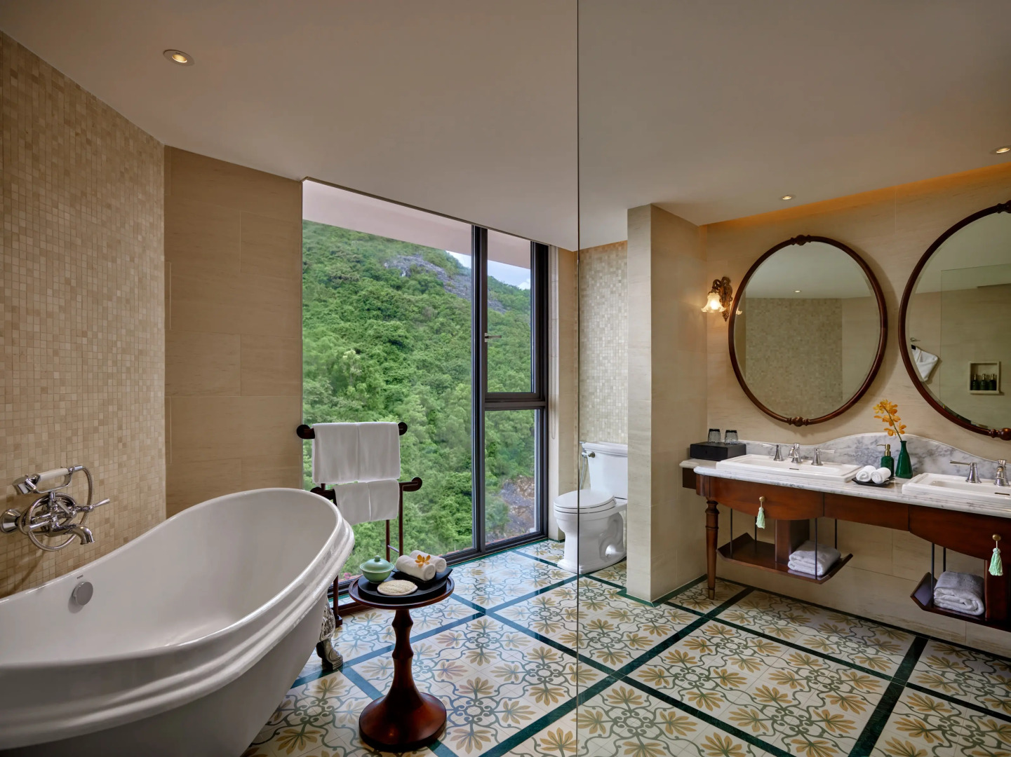 Cat Ba Sunrise Resort