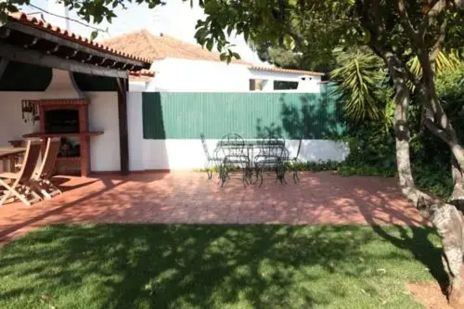 Ibisco House