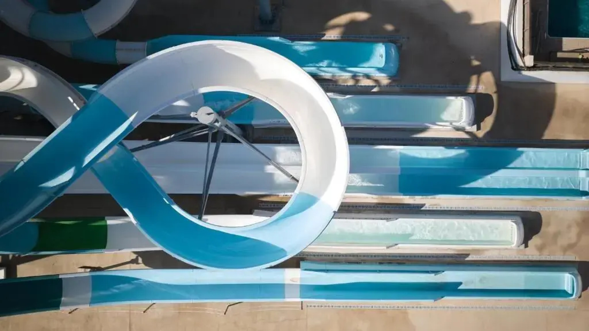 Maris Grand Waterpark Resort