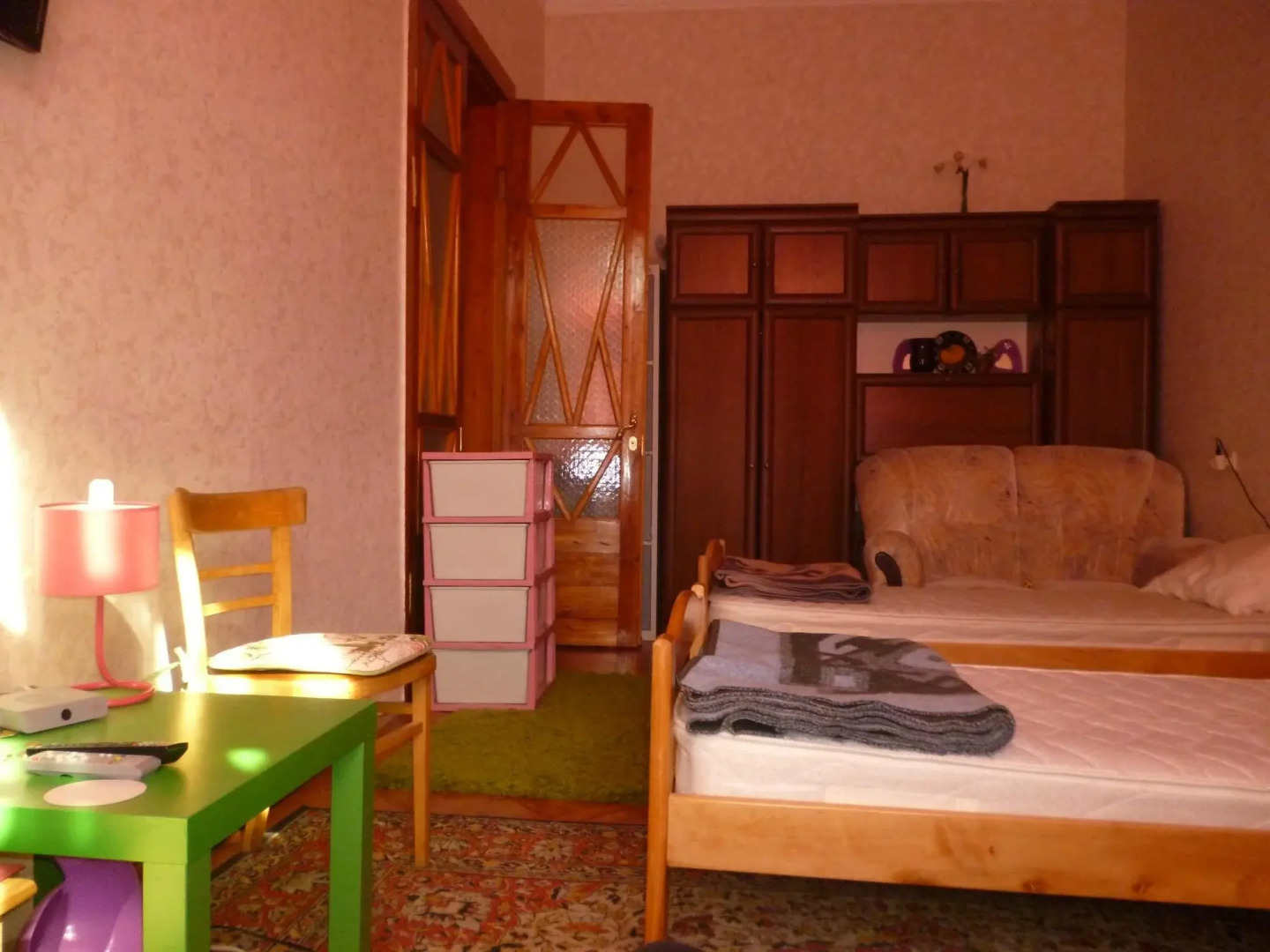 Ester President Hostel