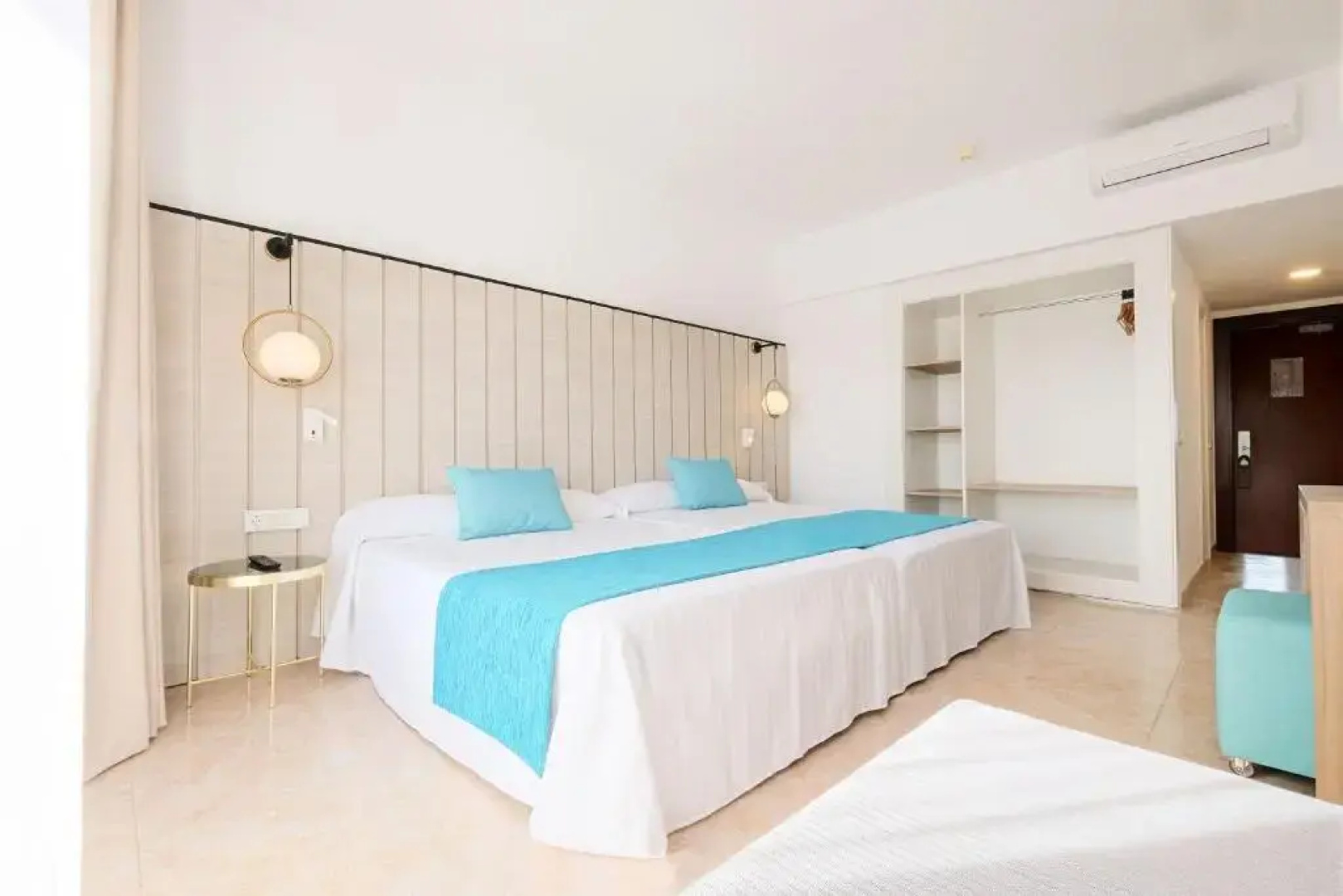 azuLine Hotel Bergantín