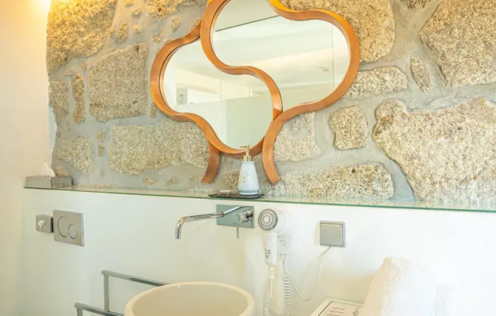 CHARM GH by YoursPorto