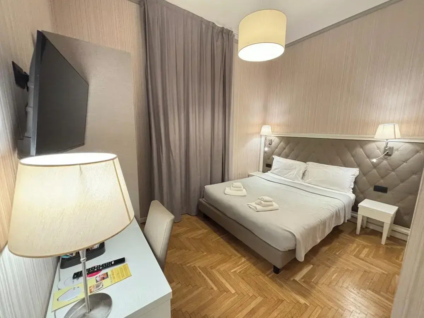 Отель Grand Hotel & Des Anglais