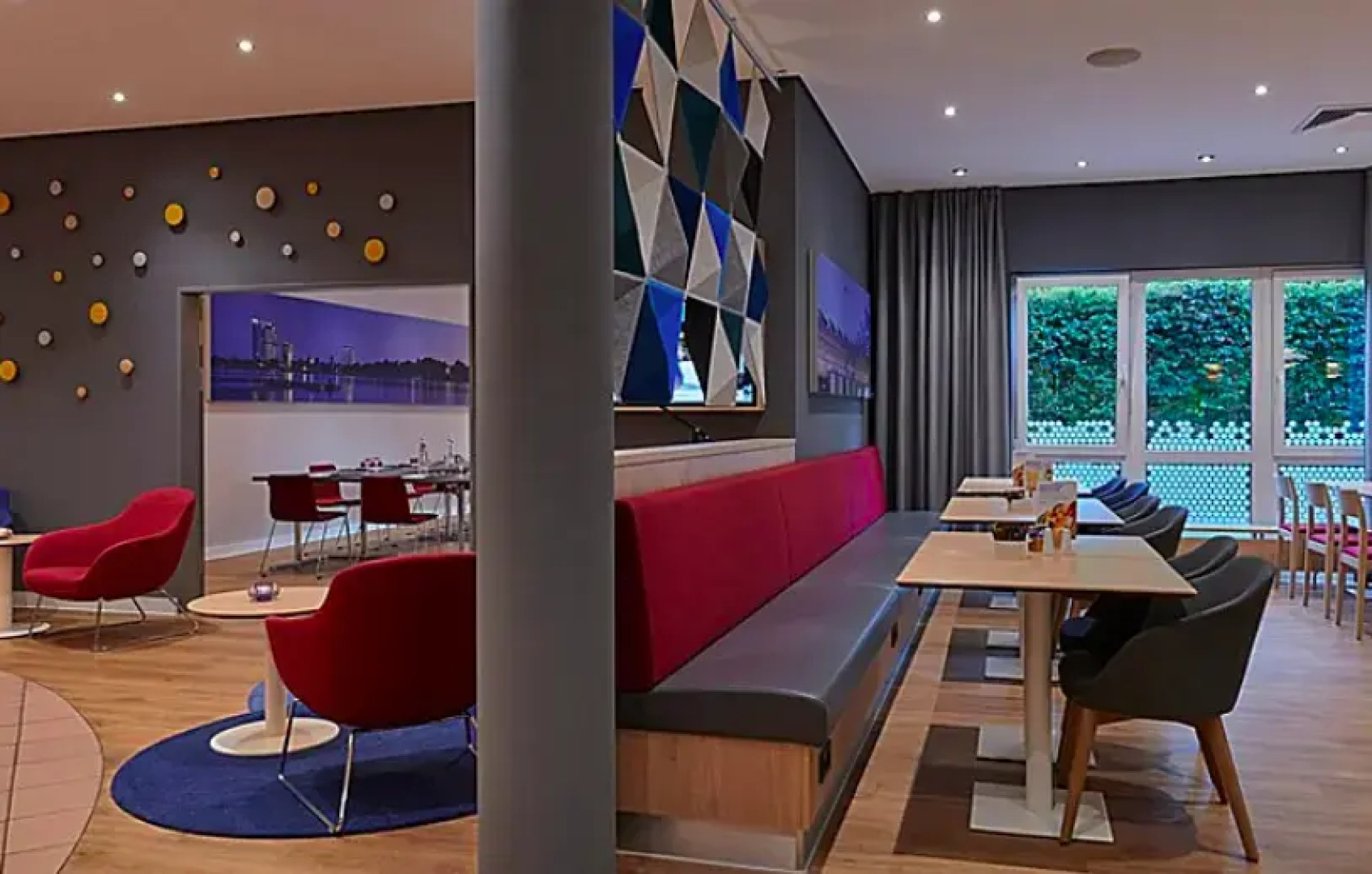 Holiday Inn Express Köln-Troisdorf by IHG