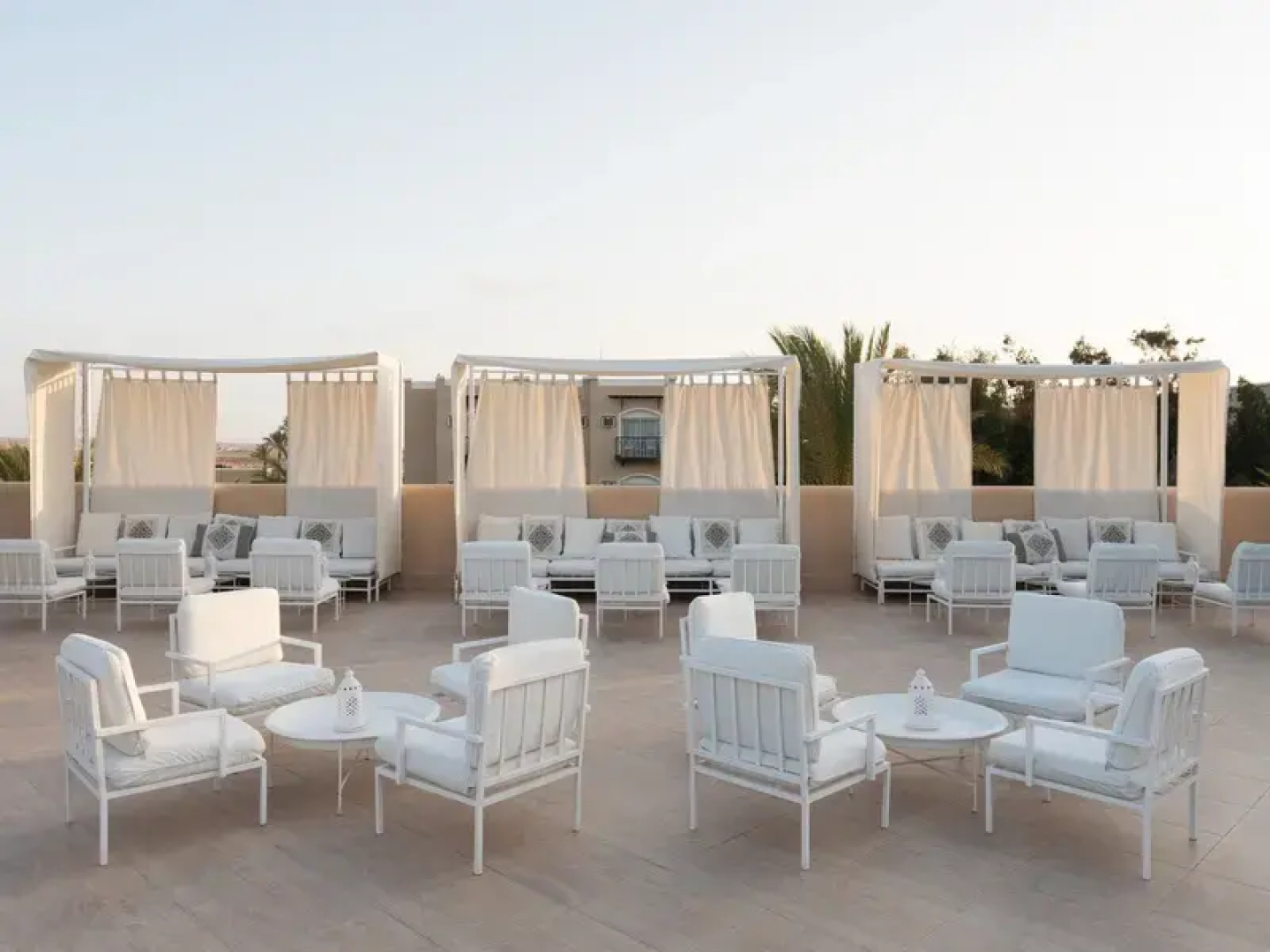 Отель JAZ Neo Almazino, Almaza Bay