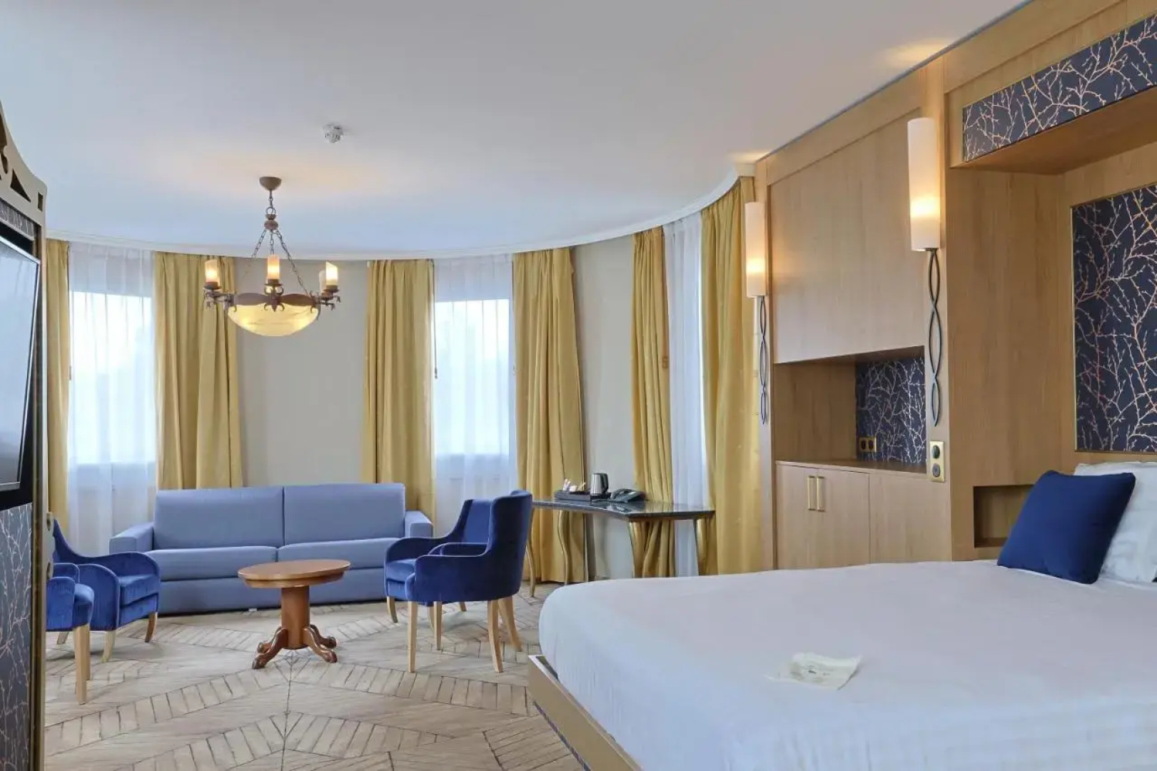 Dream Castle Hotel