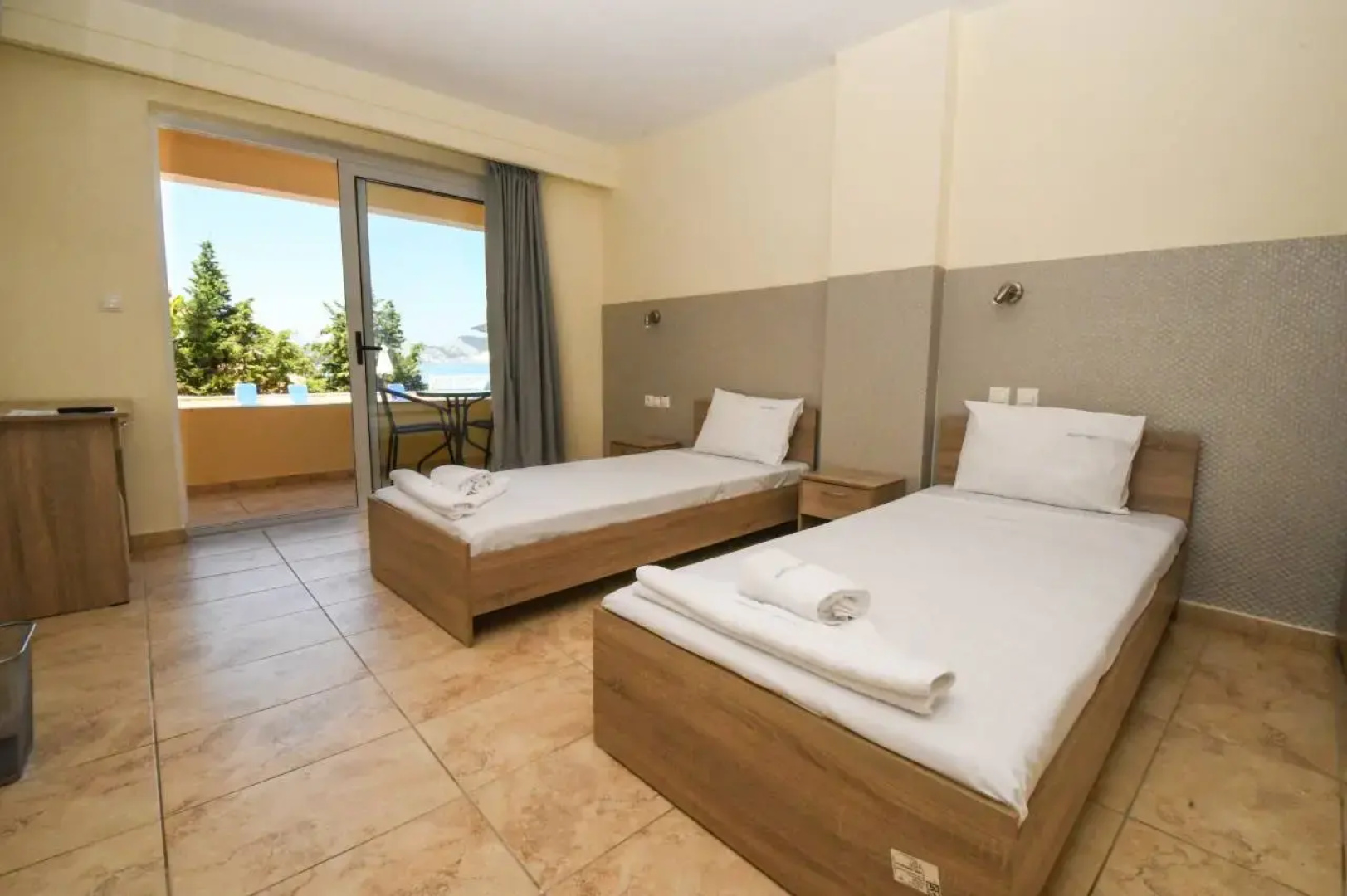 Nefeli Beach Hotel
