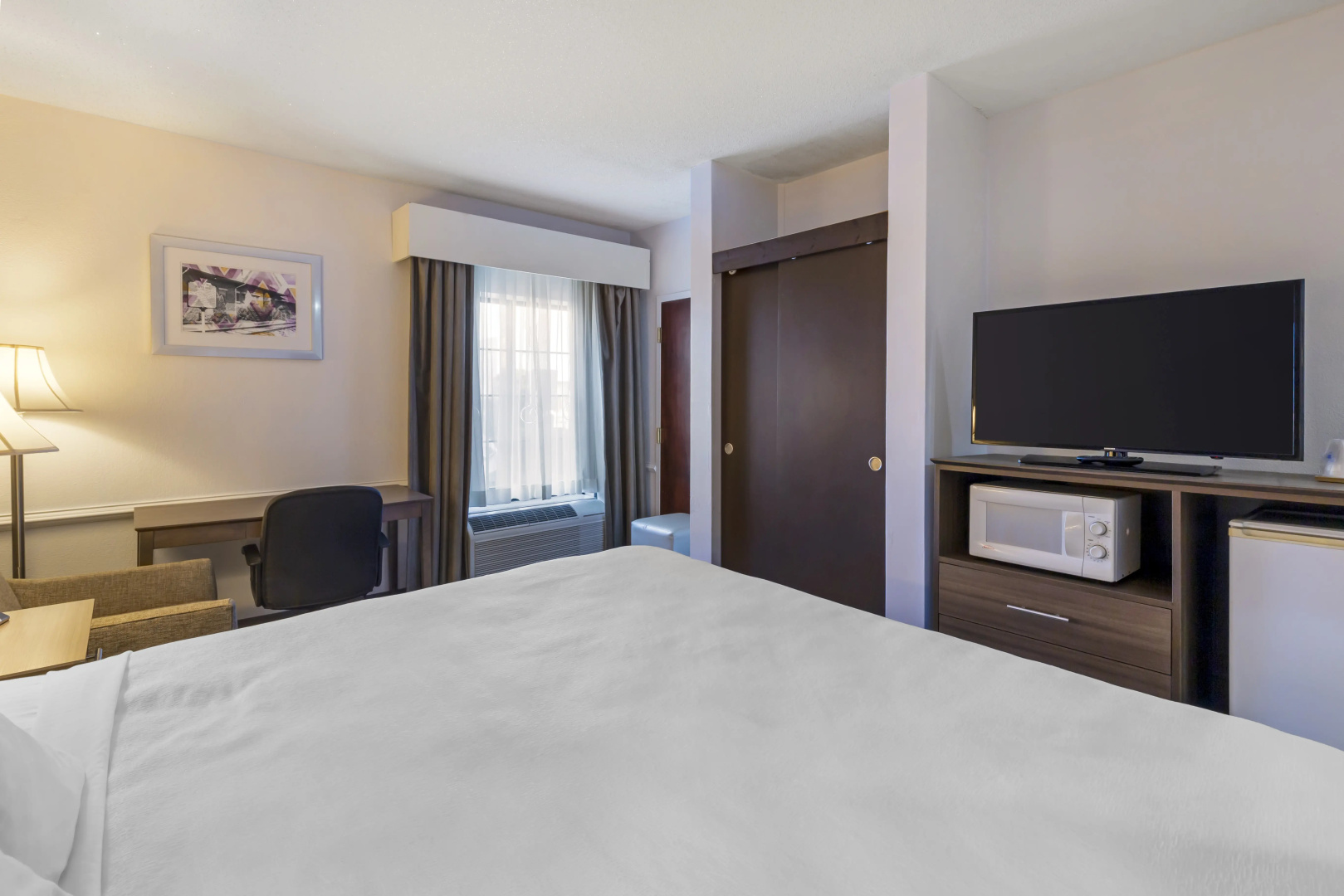 Best Western Plus South Hill Inn