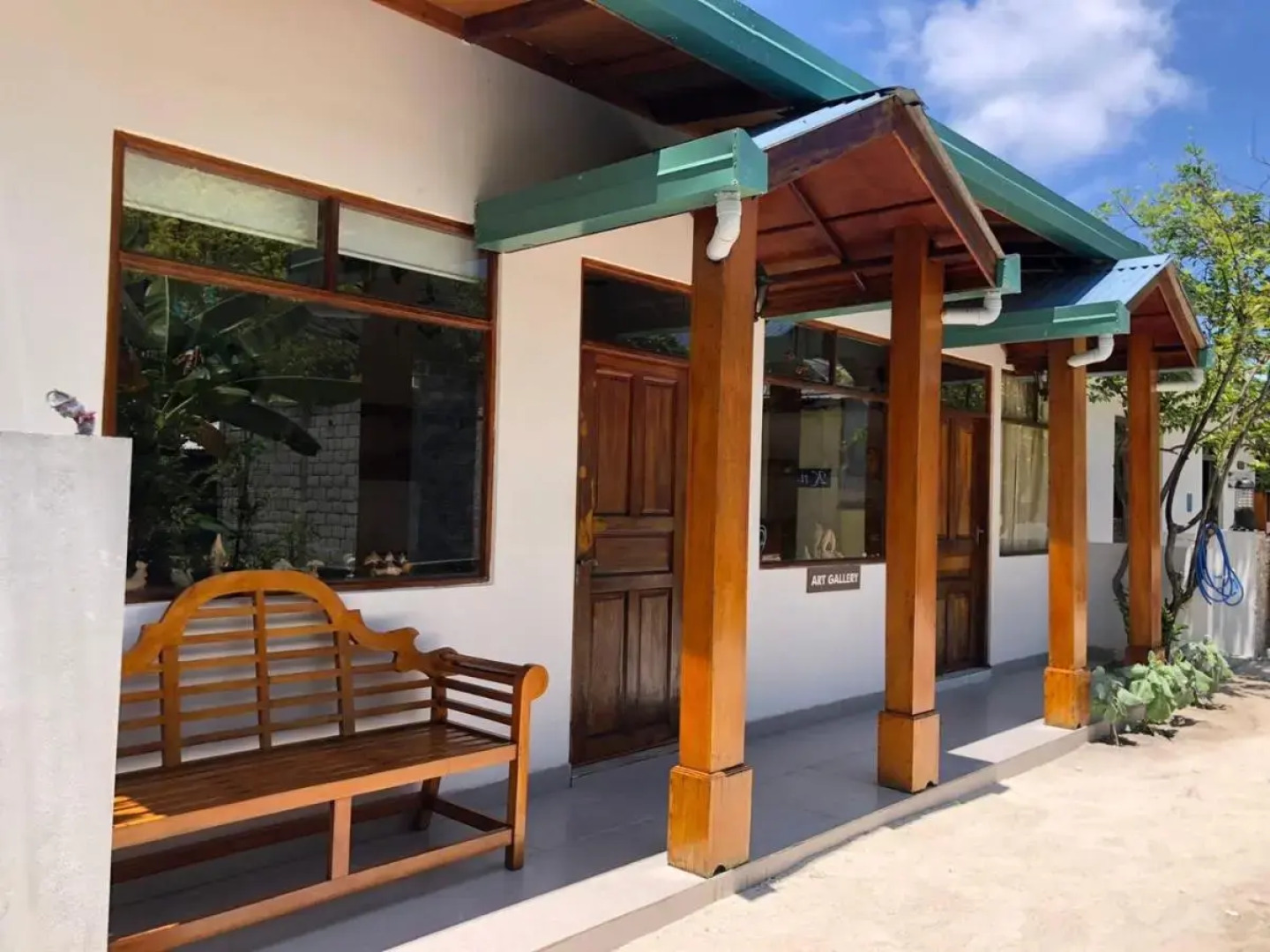 Tropical Biosphere Hotel