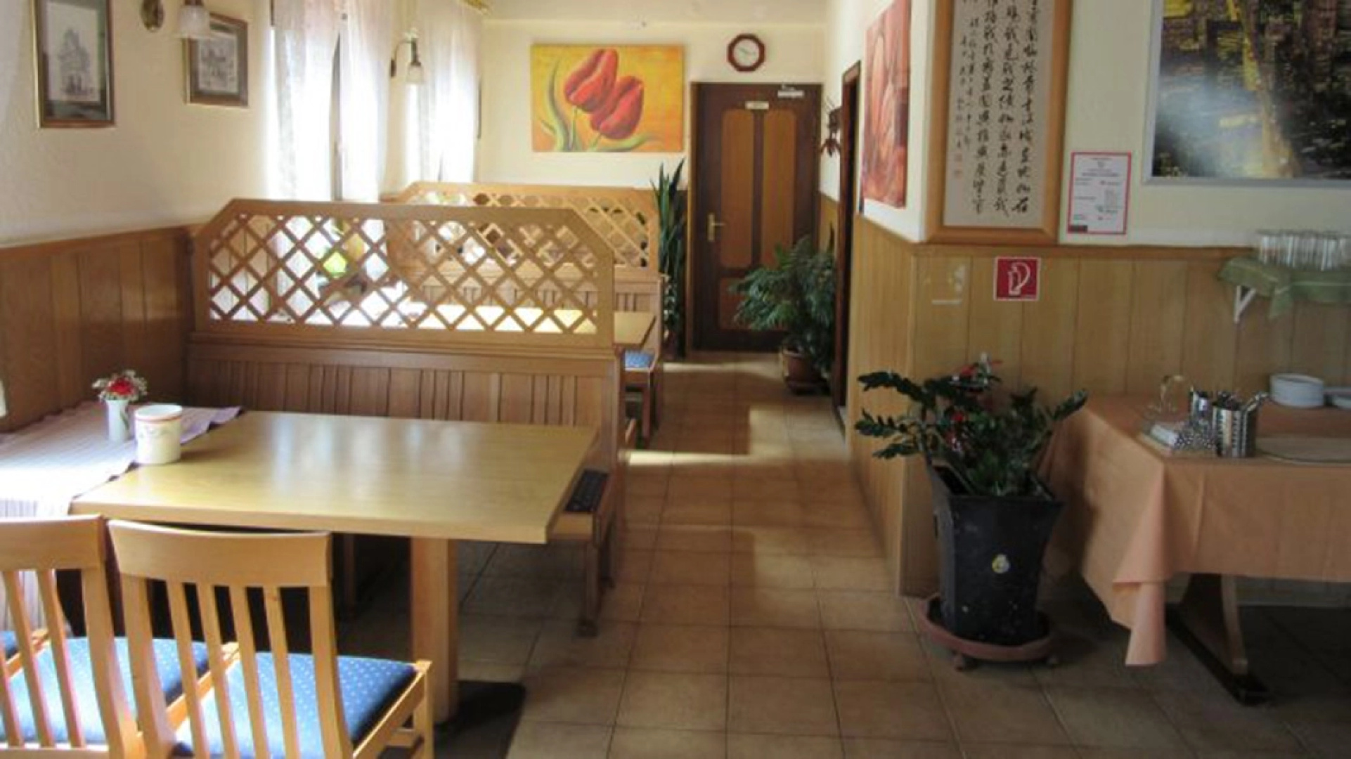 Elim Hotel