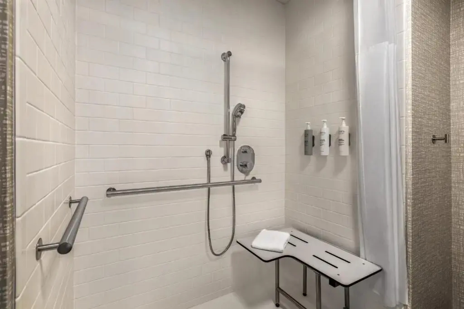 Hampton Inn & Suites San Mateo-San Francisco Airport