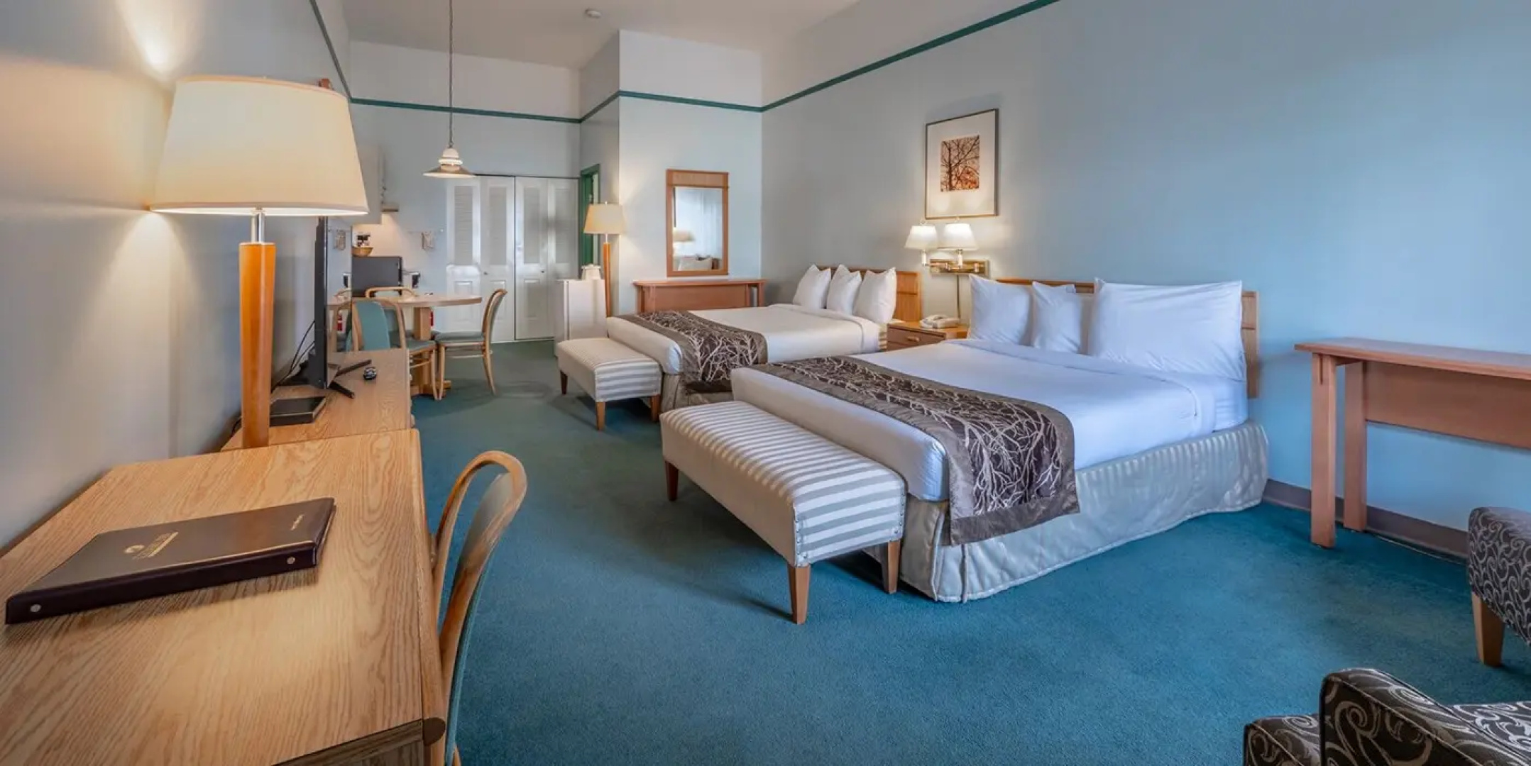 Cedars Inn Hotel & Convention Center