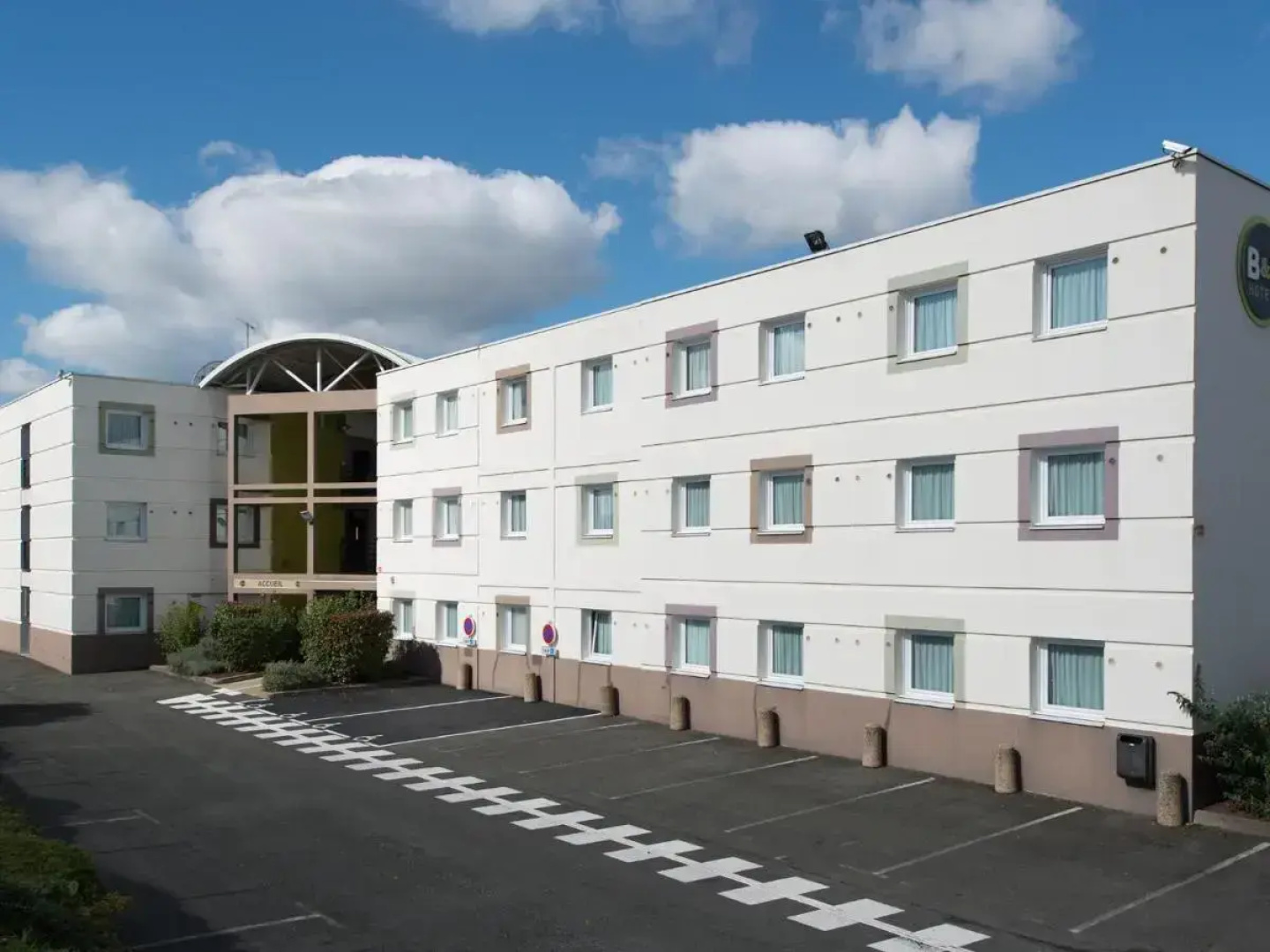 B&B HOTEL Blois Sud Vineuil