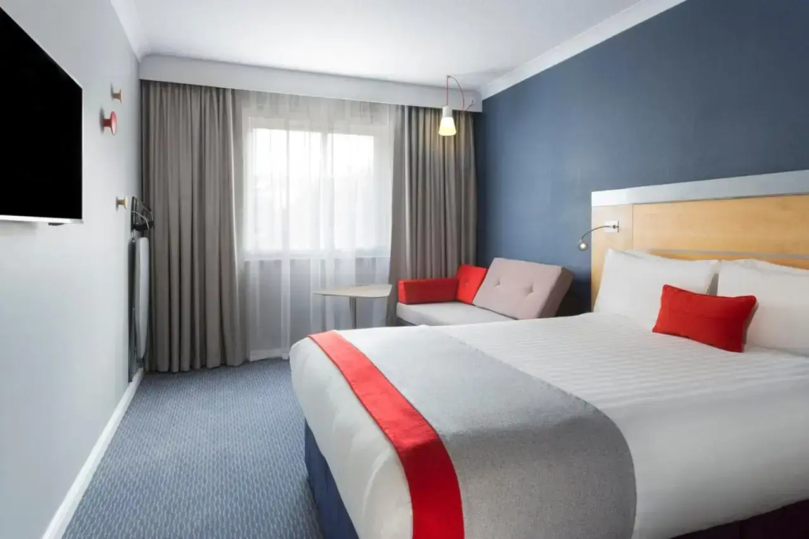 Holiday Inn Express Earls Court