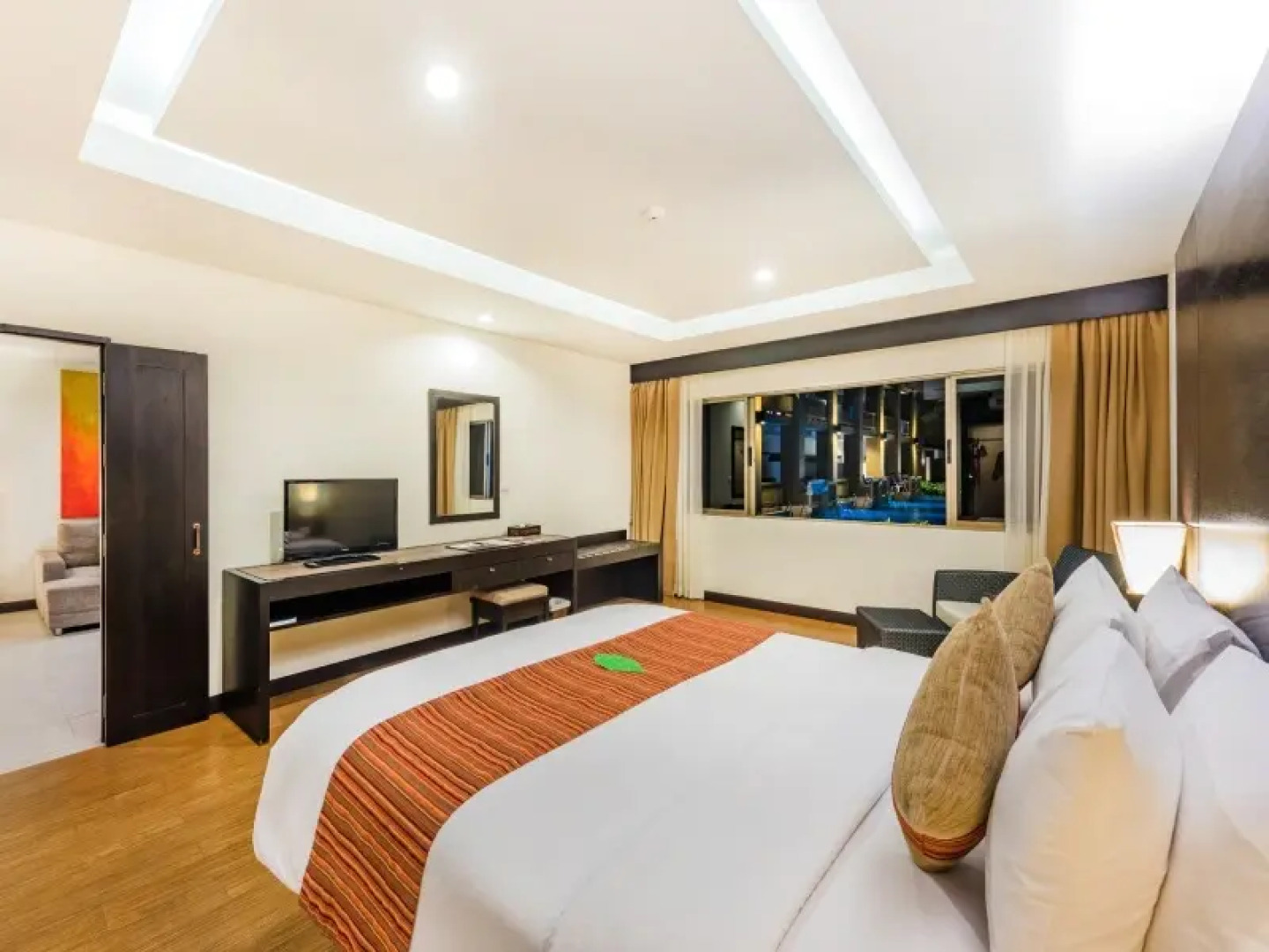 Kata Sea Breeze Resort