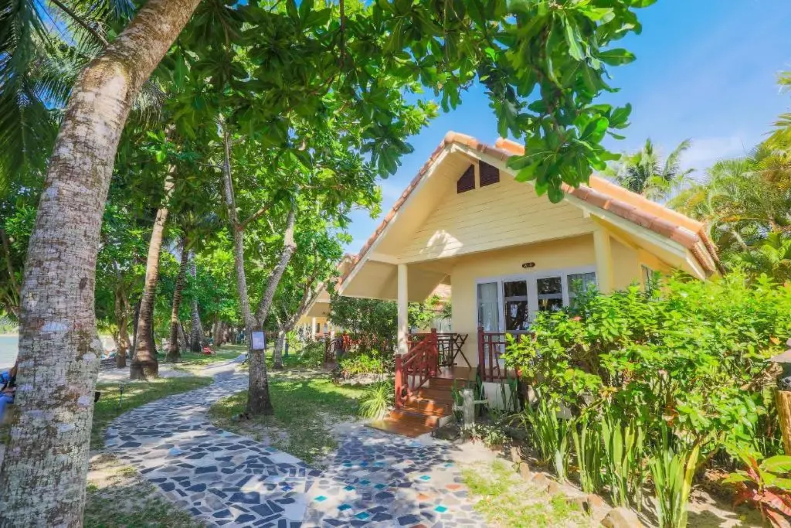 Koh Chang Paradise Resort & Spa