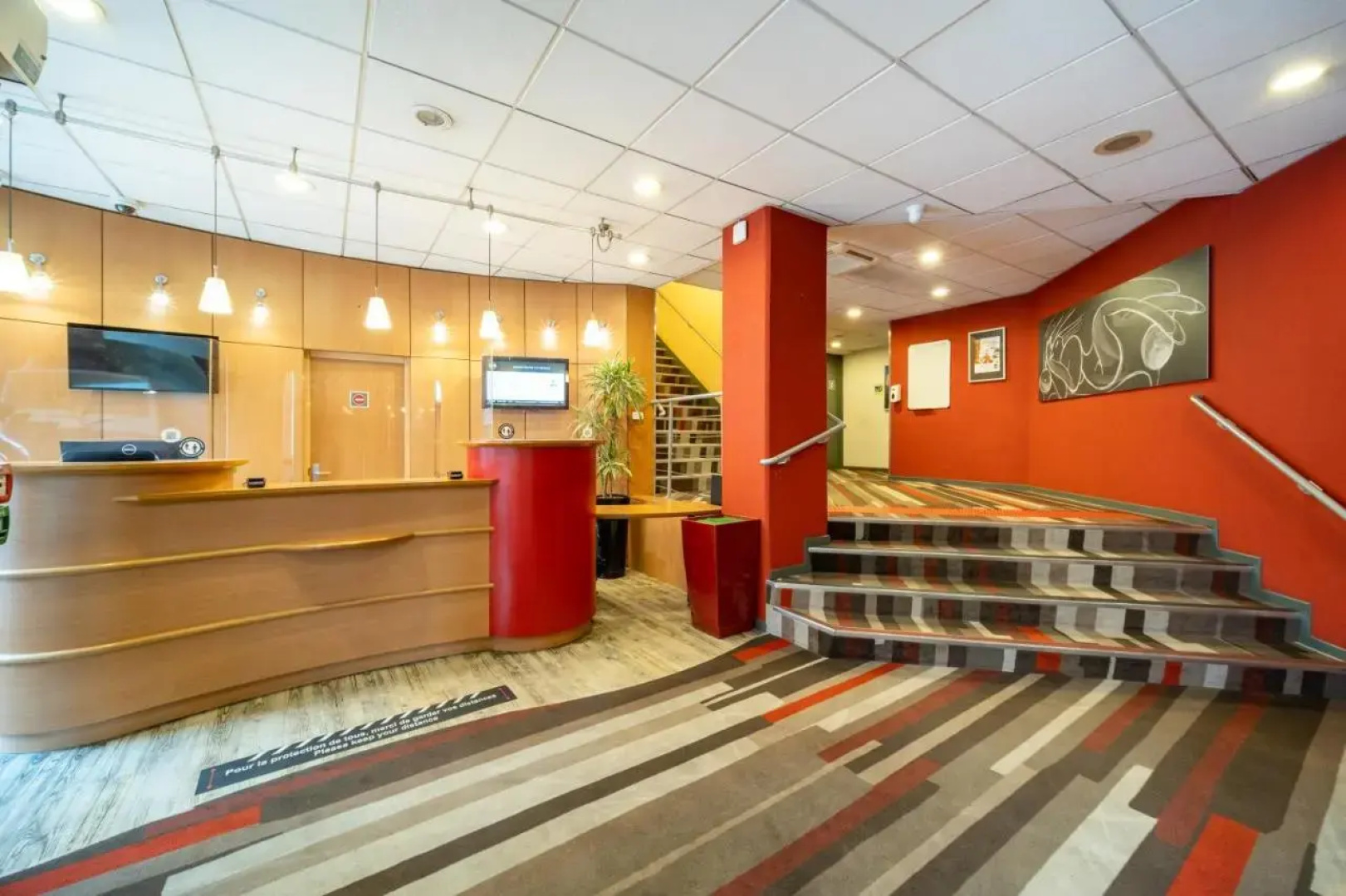 B&B HOTEL Amiens Centre Cathédrale