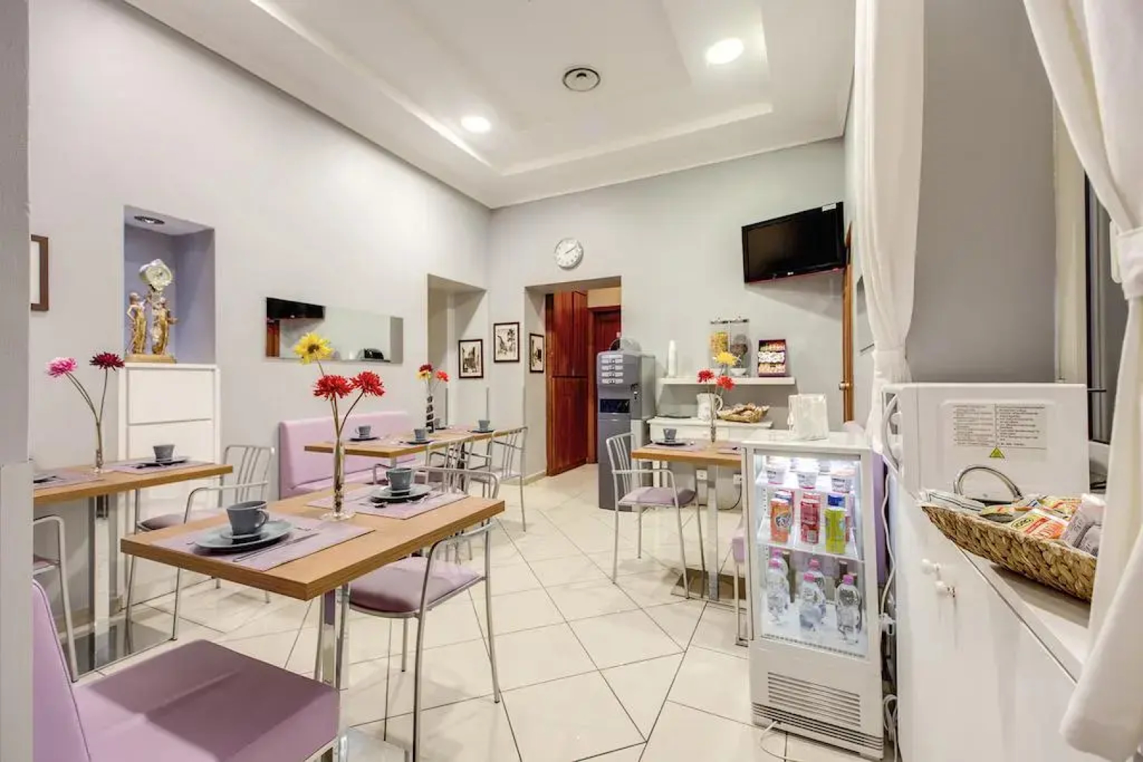 Alius Hotel