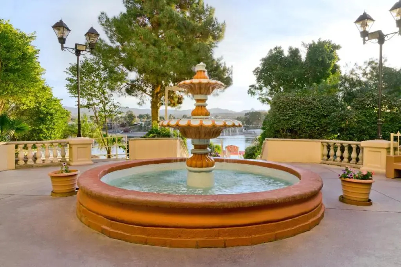Harrah’s Laughlin - A Caesars Rewards Destination
