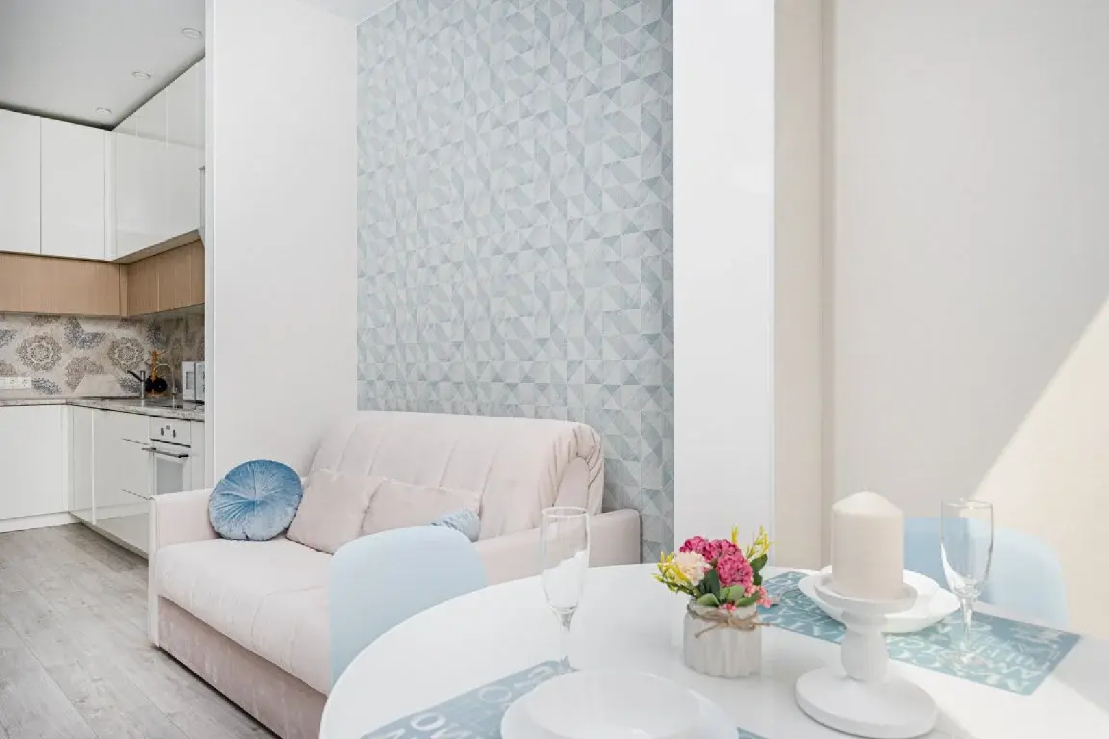 Chasha Apartments