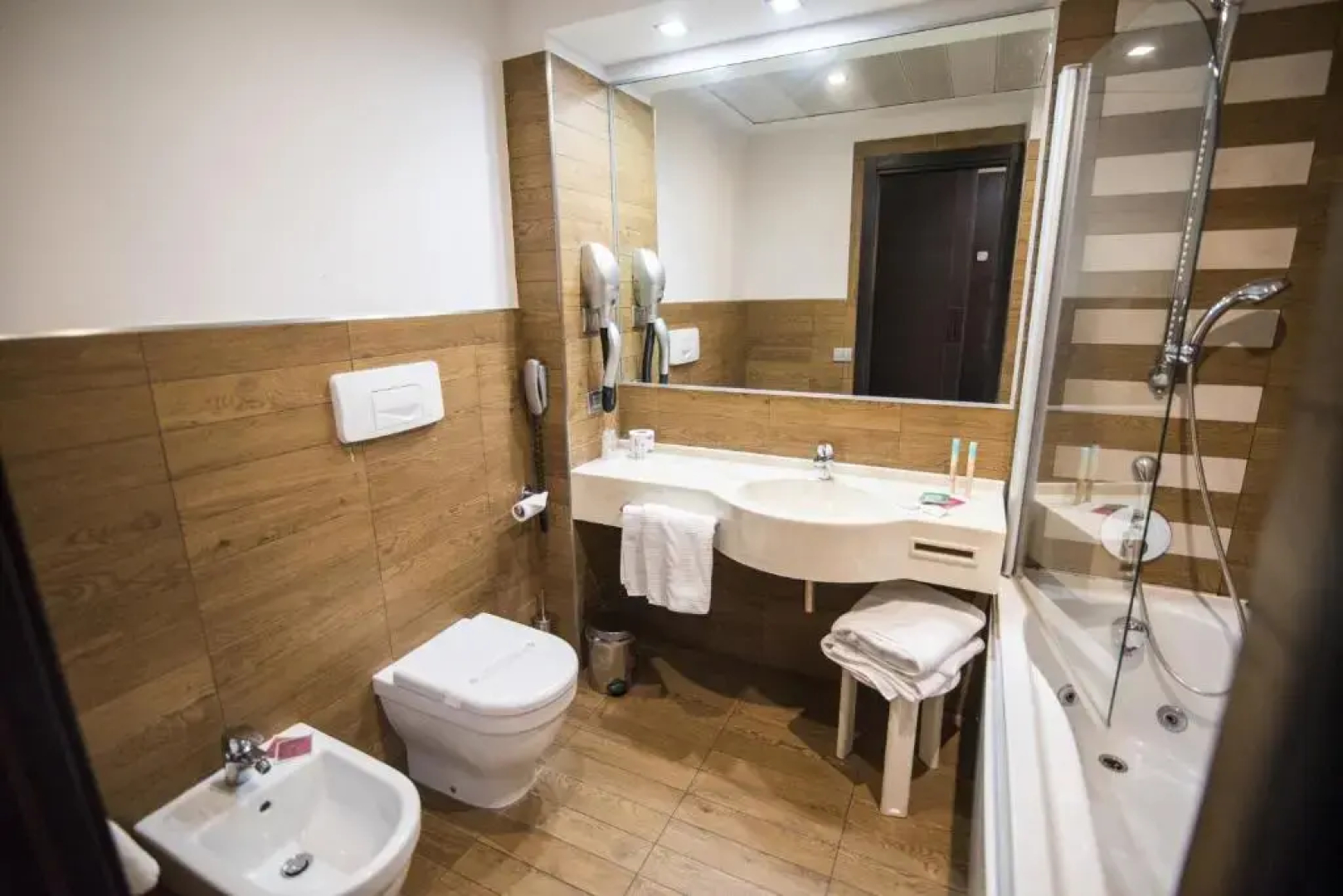 èHotel