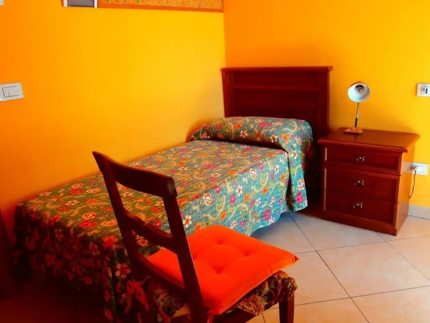 Casa Santa Chiara - Women Only (отель для женщин)