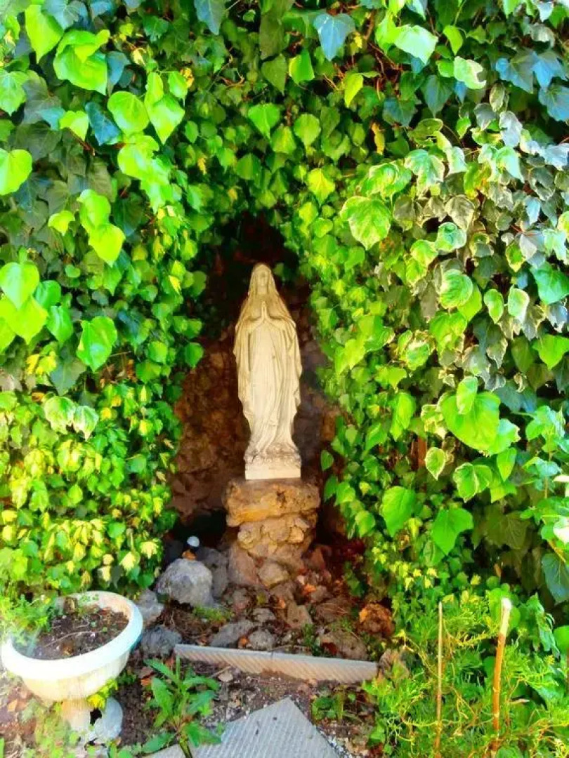 Casa Santa Chiara - Women Only (отель для женщин)