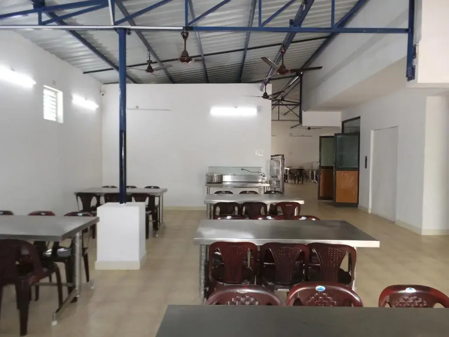 KEH Olive Castles PG for women (хостел для женщин)