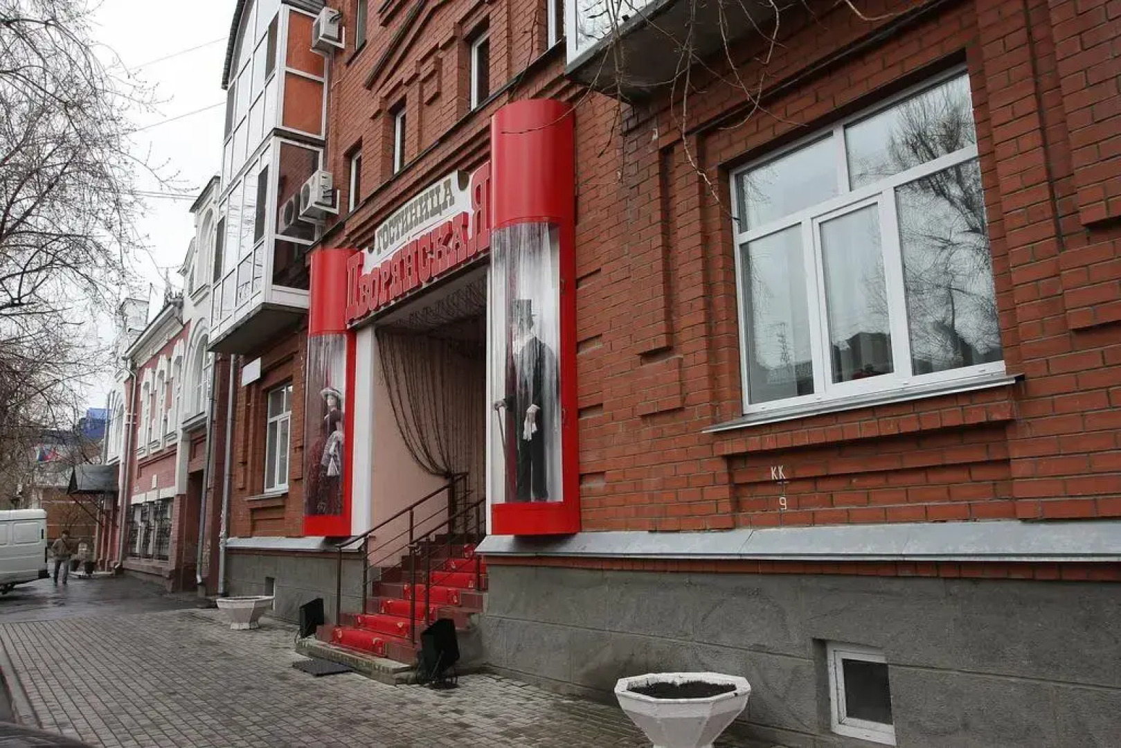 Отель Дворянская