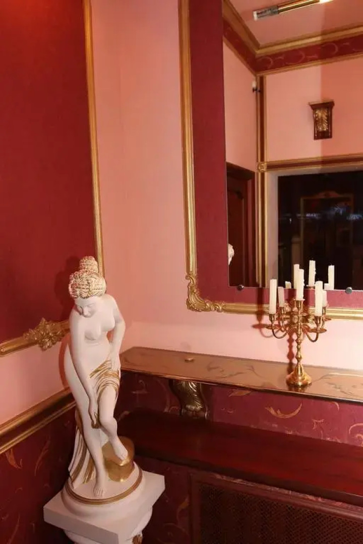 Отель Дворянская