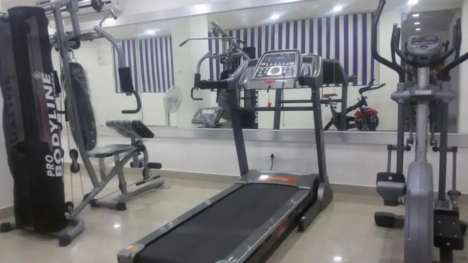 KEH Olive Castles PG for women (хостел для женщин)