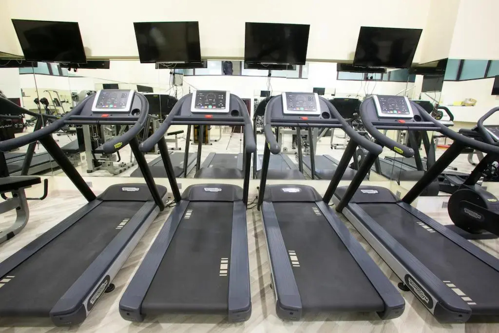 Отель Emerald Baku