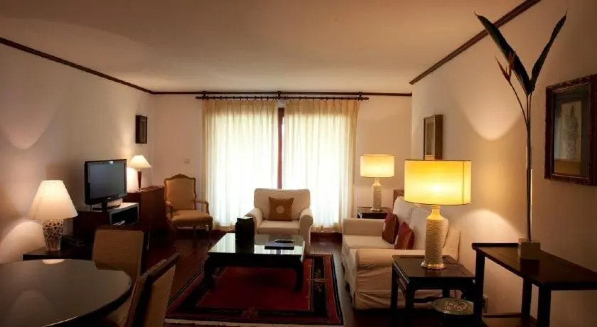 Апарт-Отель Saigon Domaine Luxury Residences