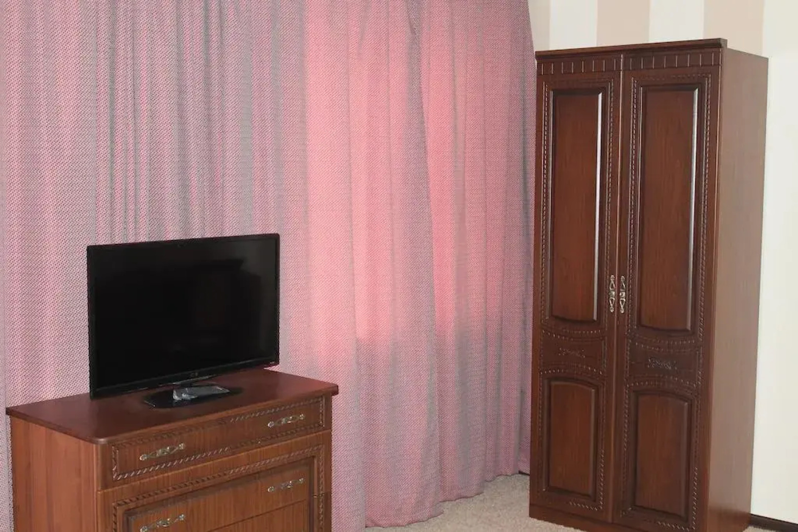 Отель Янтарь