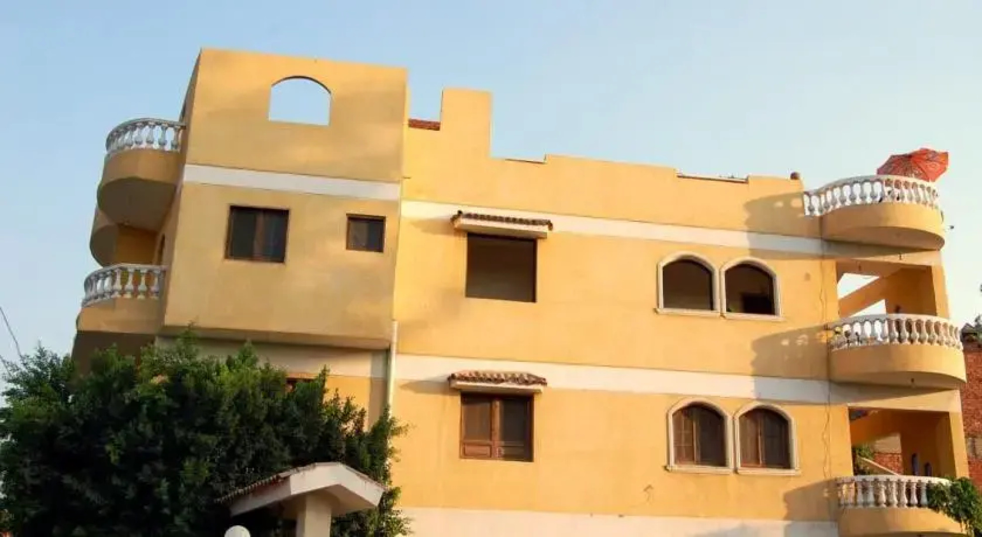 Sakkara Inn Hotel
